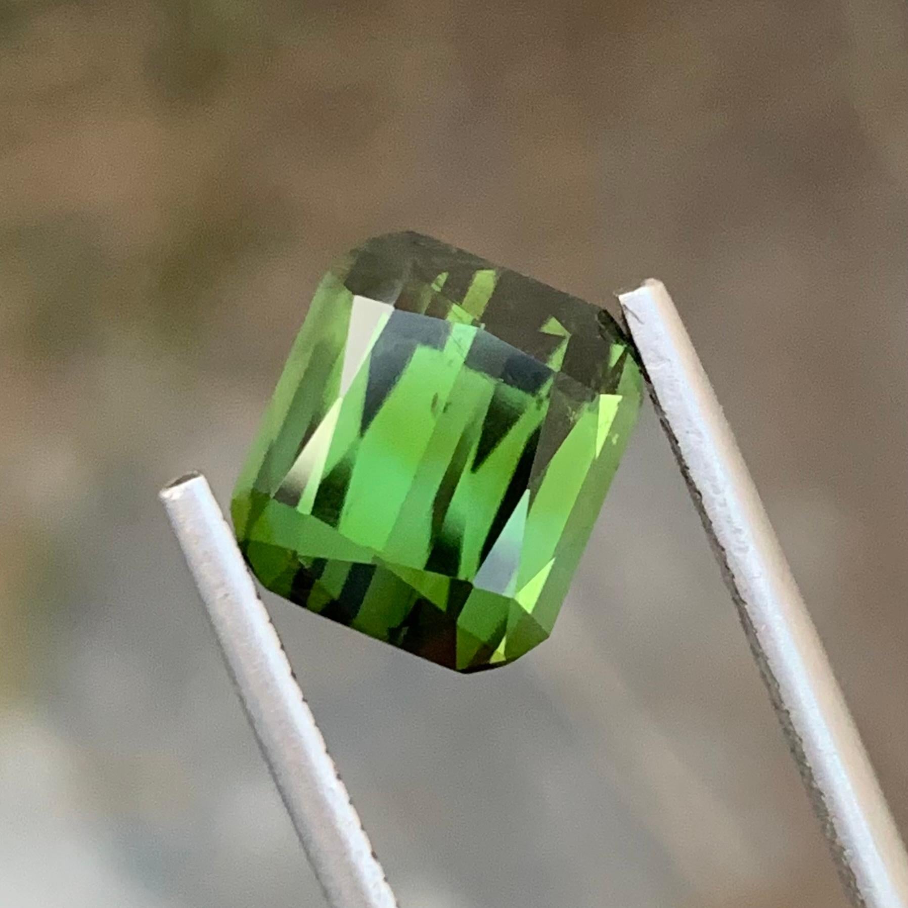 5,40 Karat Platte AAA Qualität natürlicher loser grüner Turmalin aus Afghanistan-Mine im Angebot 1