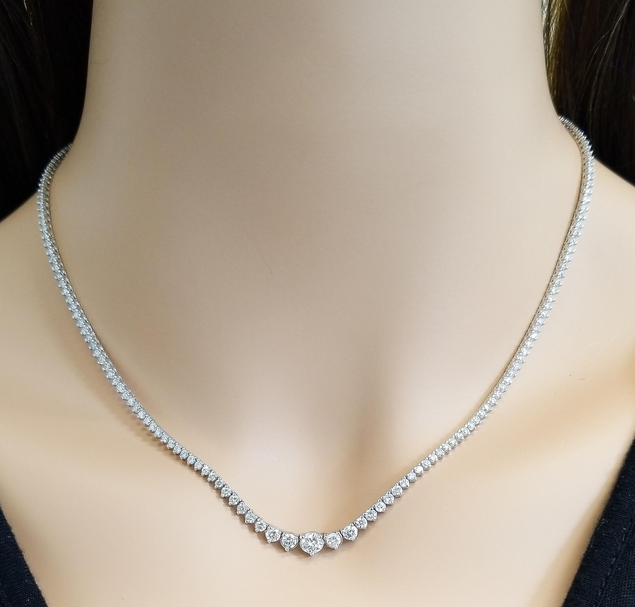 Contemporary 5.40 Carat Total 3 Prong Diamond Riviera Necklace in 14 Karat White Gold