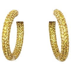 5,40 carats de saphir jaune total Boucles d'oreilles en or 14 carats avec anneau articulé à l'intérieur et à l'extérieur.