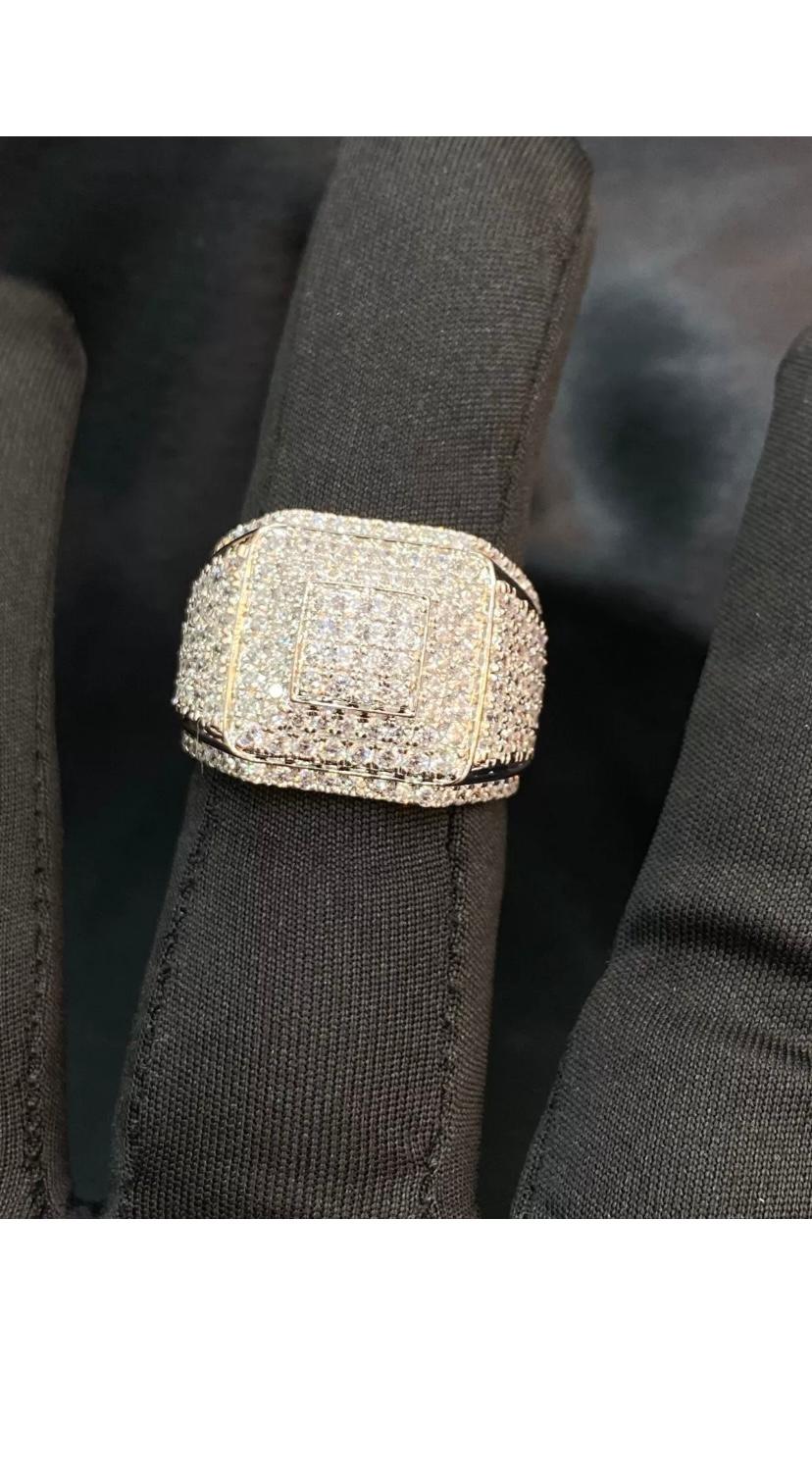 5.40 Carats Natural Diamonds Men’s Gold Ring For Sale 6