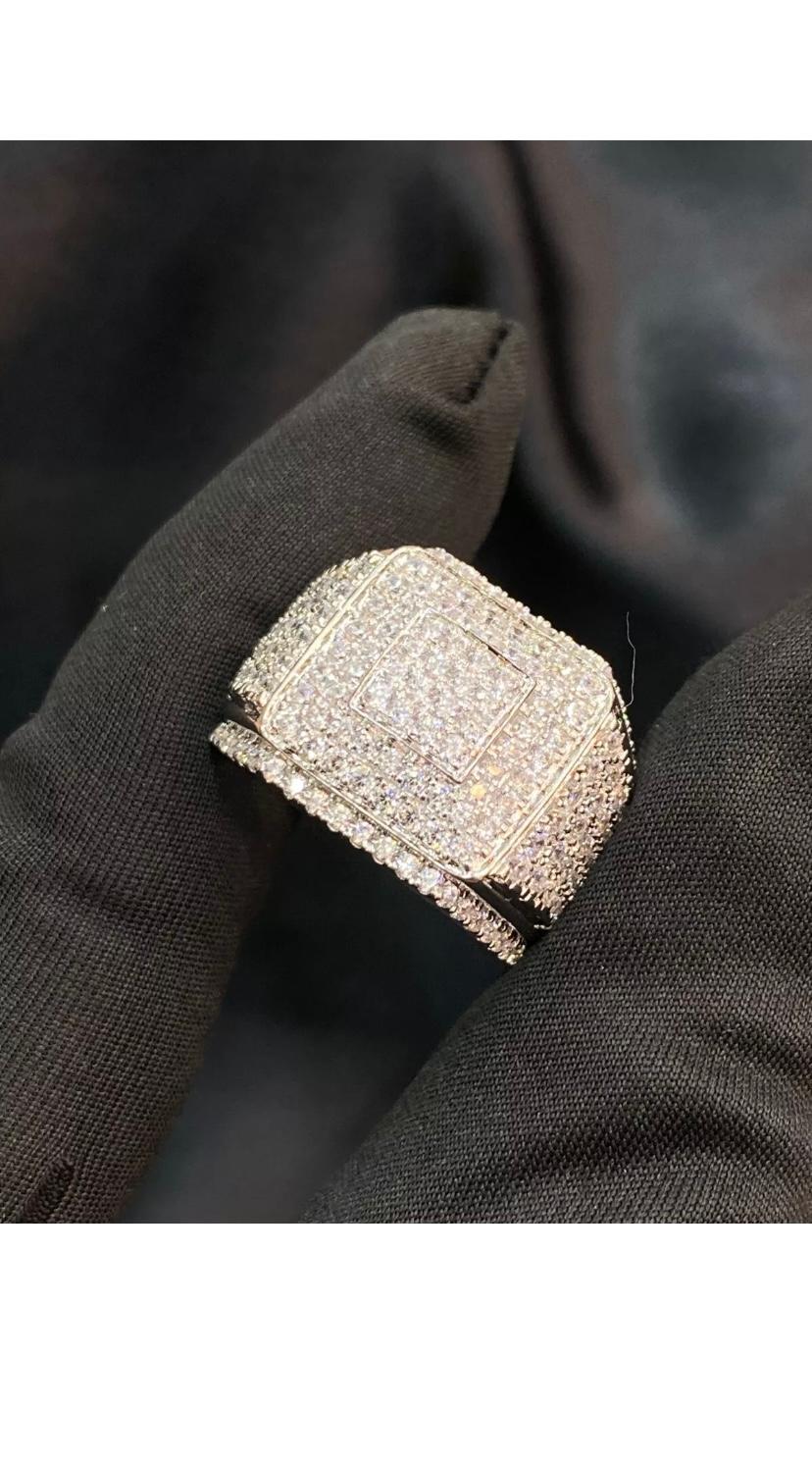 5.40 Carats Natural Diamonds Men’s Gold Ring For Sale 1