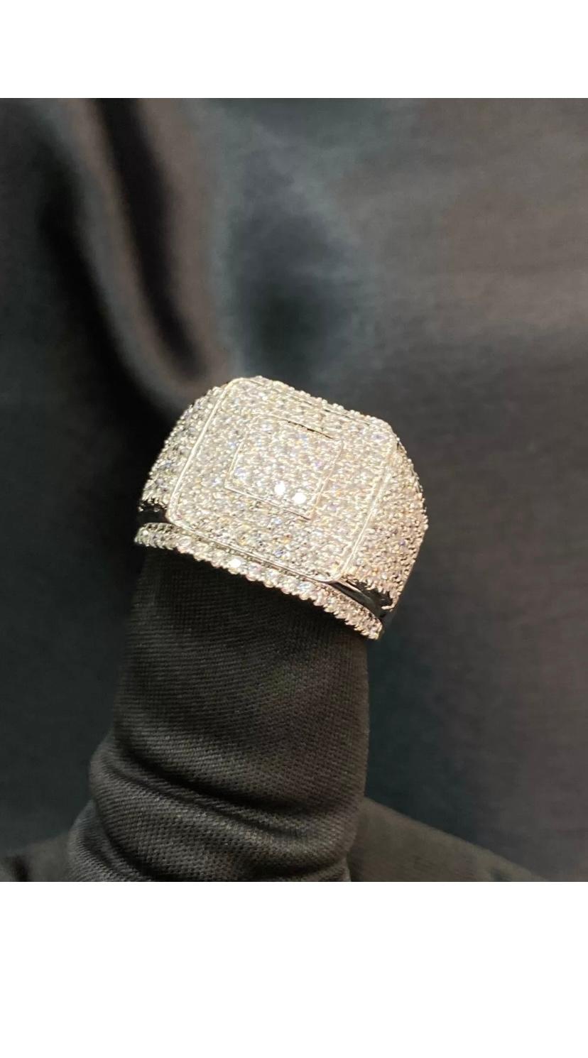 5.40 Carats Natural Diamonds Men’s Gold Ring For Sale 2