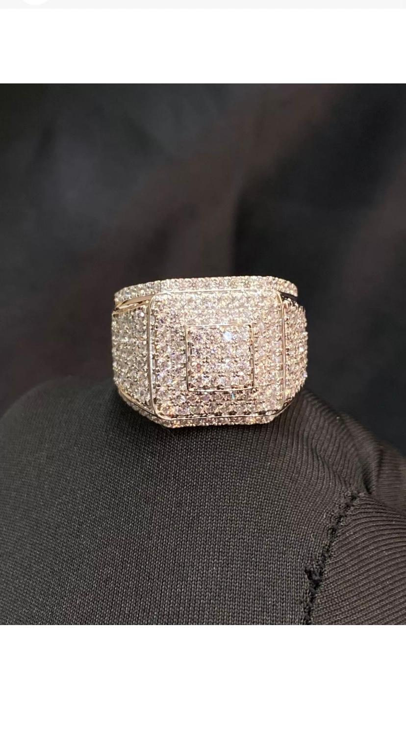 5.40 Carats Natural Diamonds Men’s Gold Ring For Sale 3