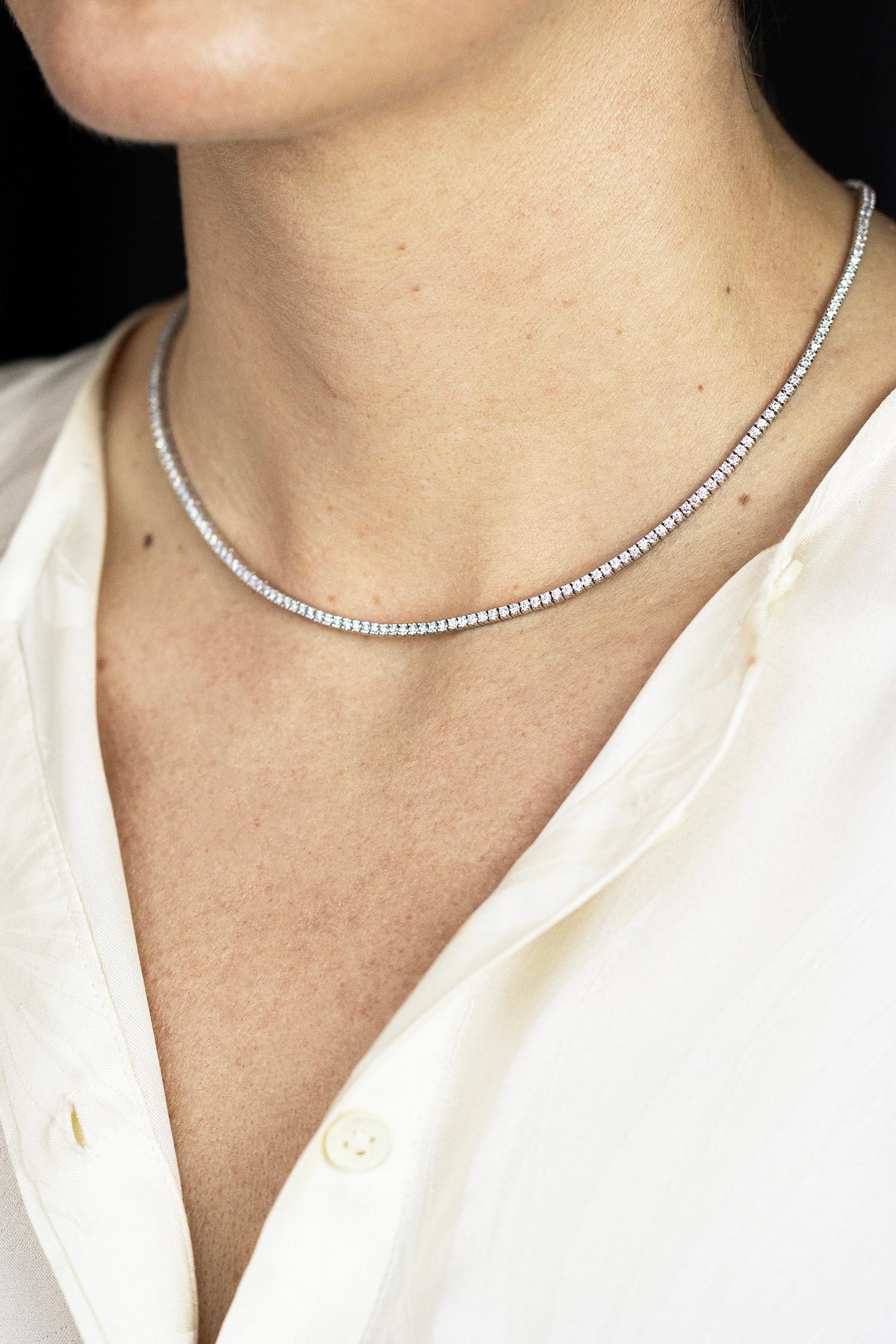 Roman Malakov Collar de tenis con diamantes redondos de corte brillante de 5.40 quilates en total en Nuevo Estado en New York, NY