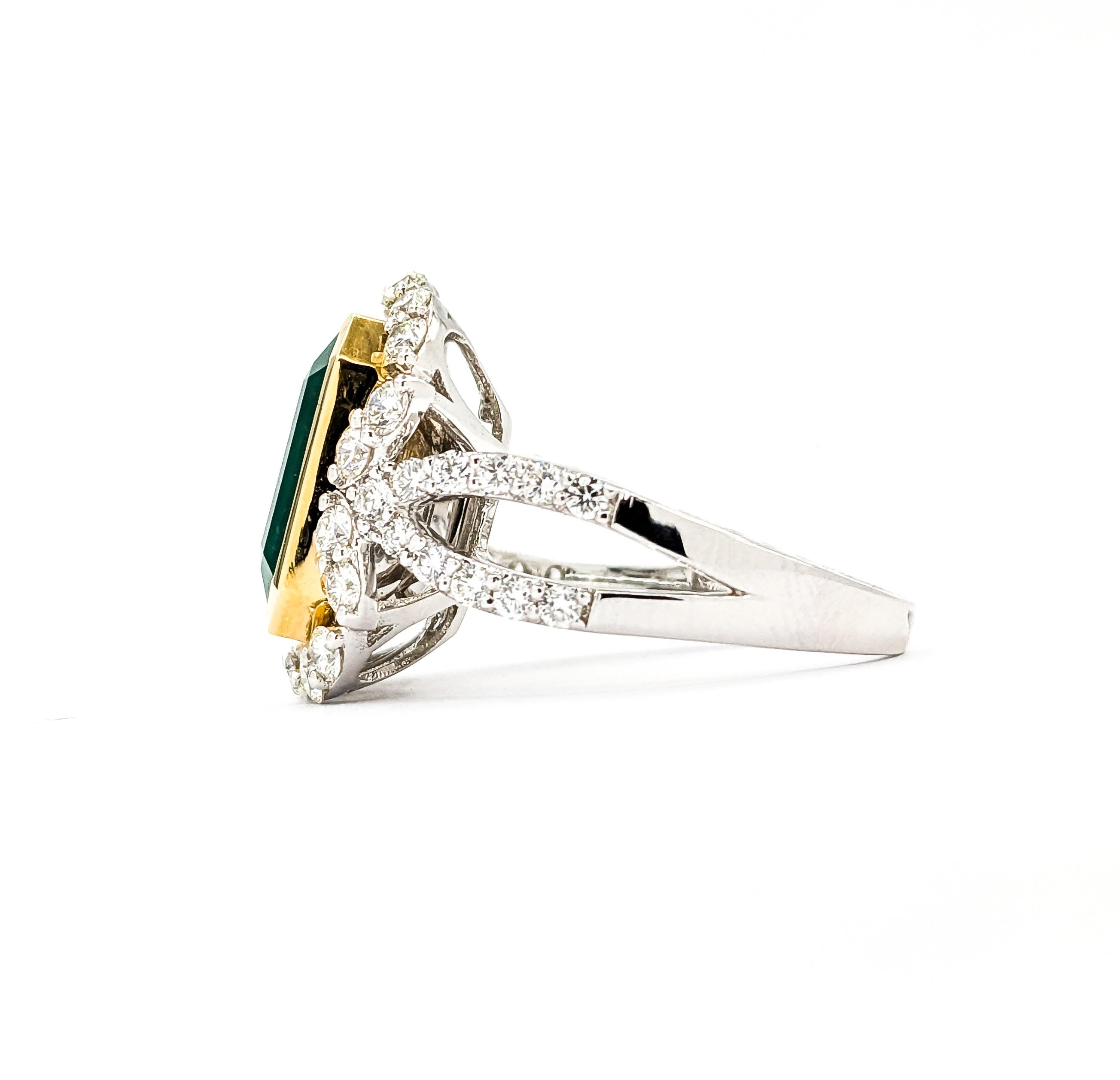 5,40ct Smaragd & Diamant Ring in 18kt zweifarbigem Gold 3