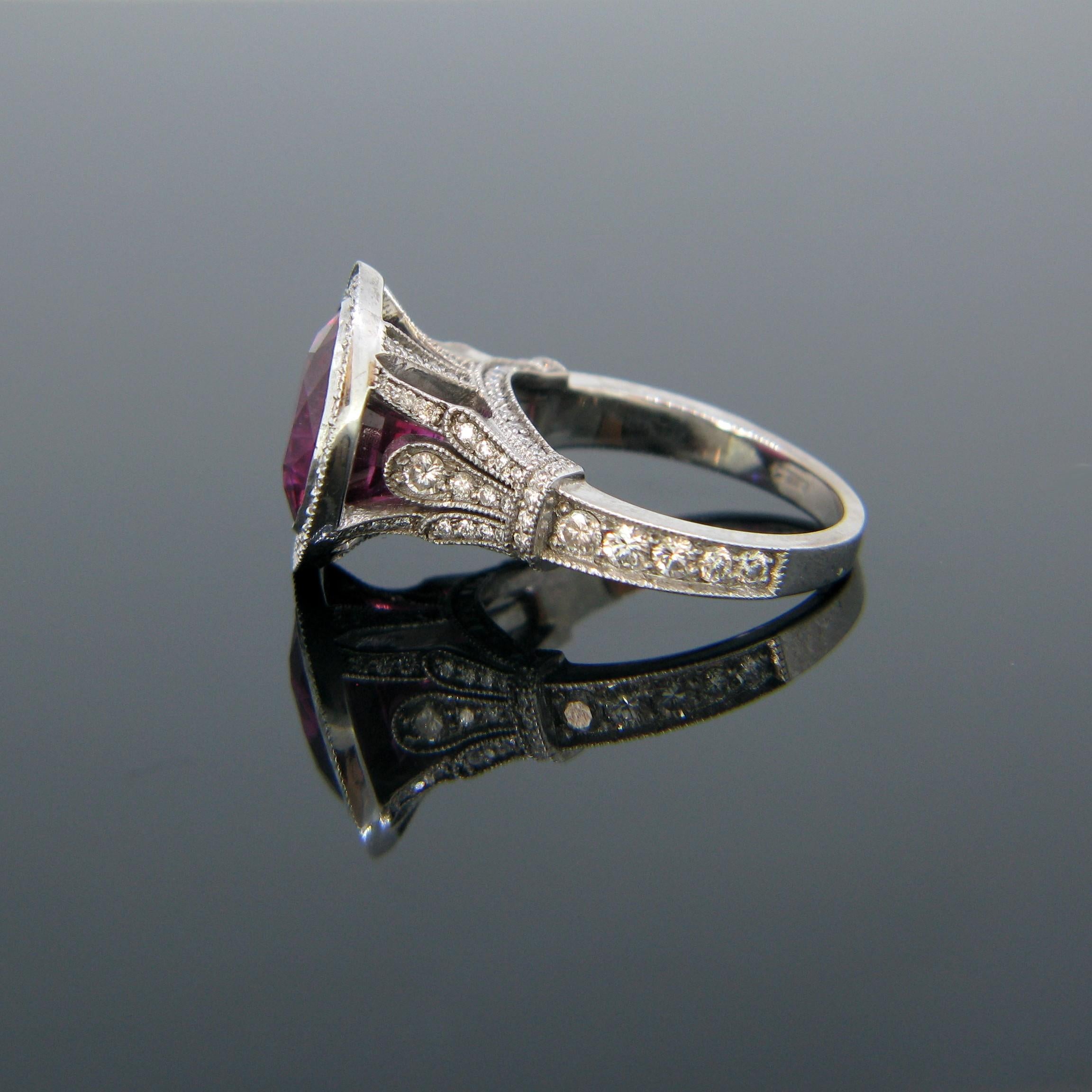 5.40 Carat Rubellite Tourmaline Diamonds Cluster White Gold Cocktail Ring In New Condition For Sale In London, GB