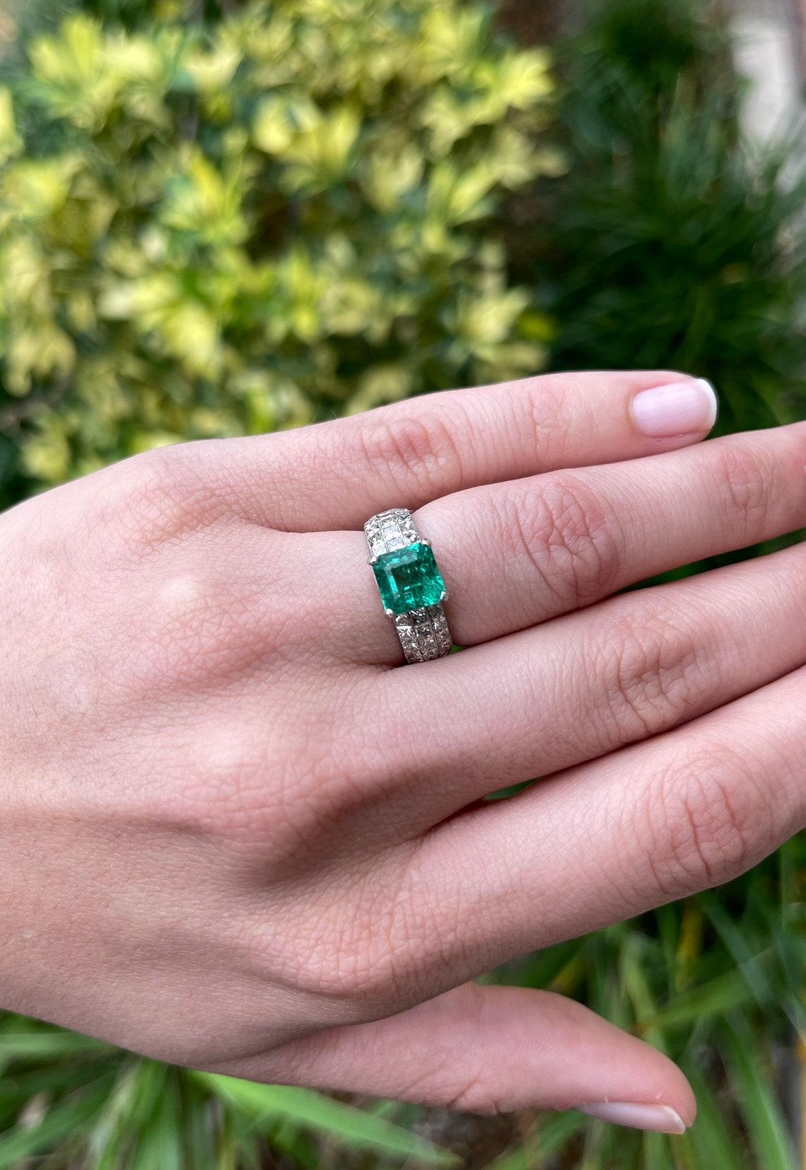 Emerald Cut 5.40tcw 18K Natural Emerald & Diamond Cluster, Gold Ring Band For Sale