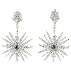 Pendientes de diamantes en forma de estrella de oro blanco de 18 quilates y 5,41 quilates