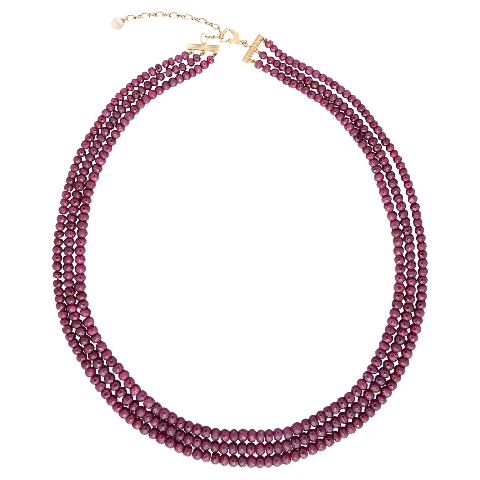 542 carat 3-Strand Ruby Necklace For Sale