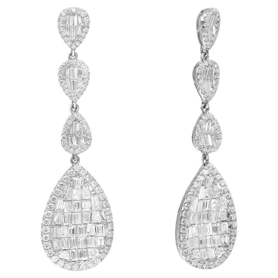 18K White Gold and 10.42 Ct Round Baguette Princess Cut Diamonds Drop Earrings For Sale at