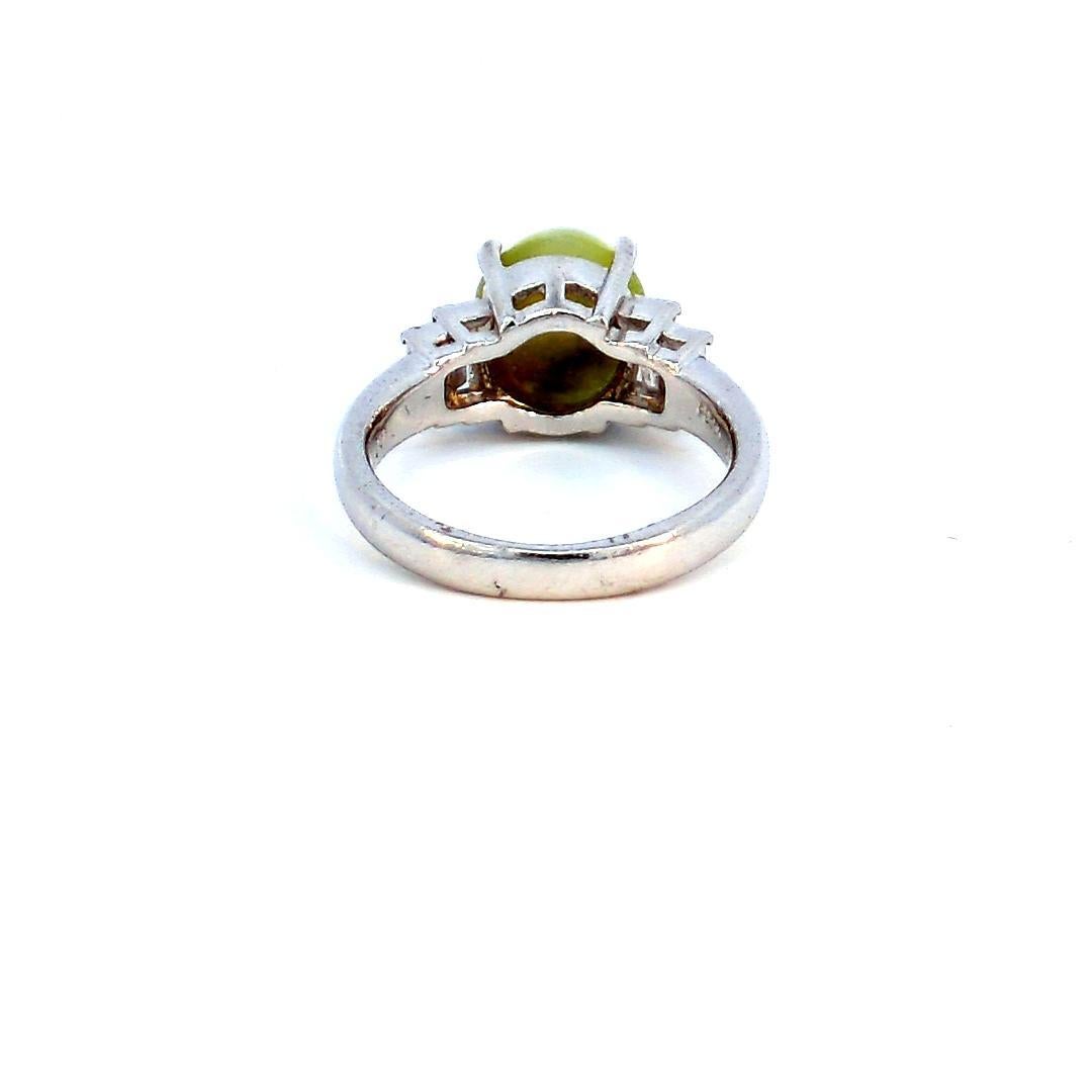 Round Cut 5.42 Carat Cats Eye Diamond Platinum Ring For Sale