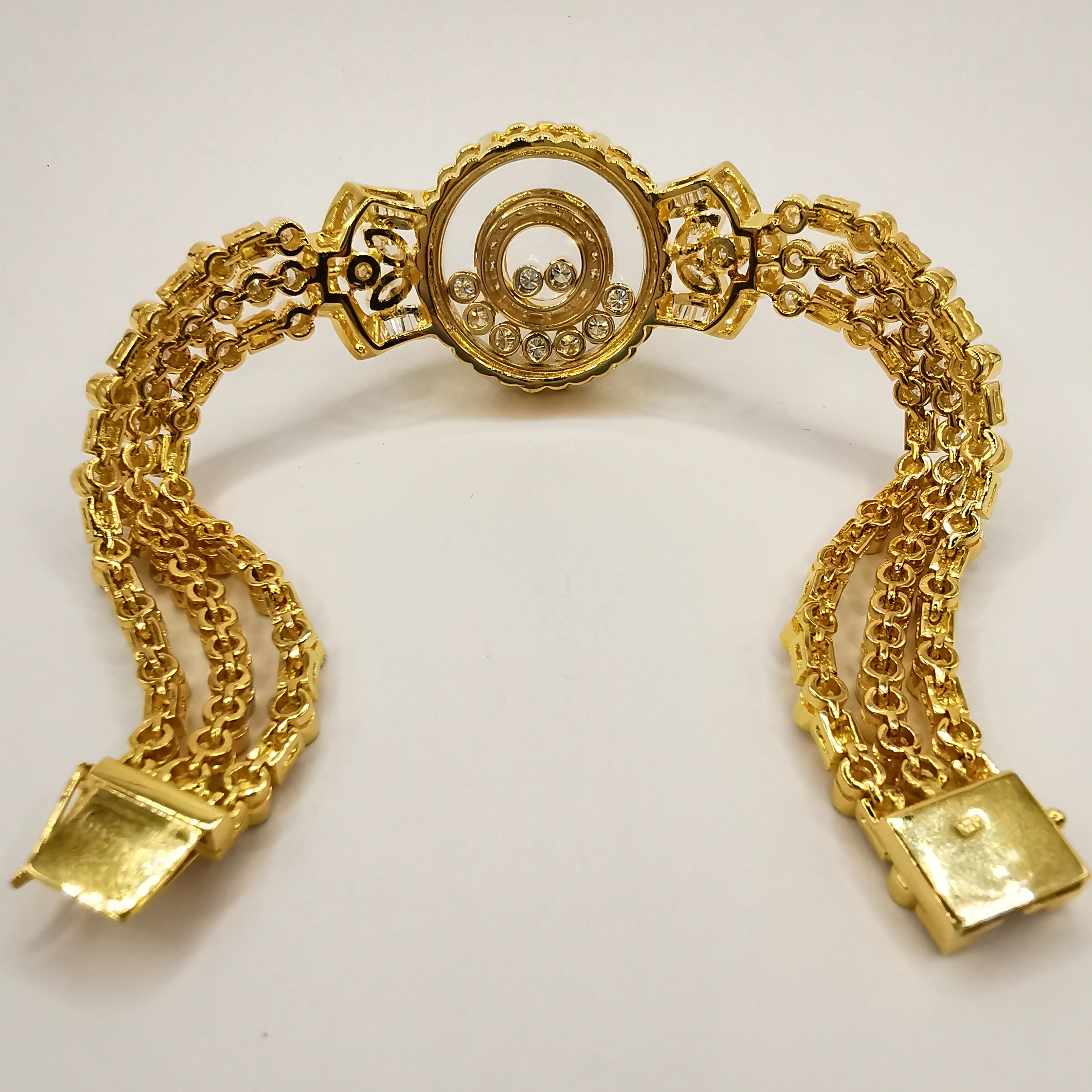 Contemporary 5.42 Carat Happy Diamond Bracelet in 18k Yellow Gold For Sale