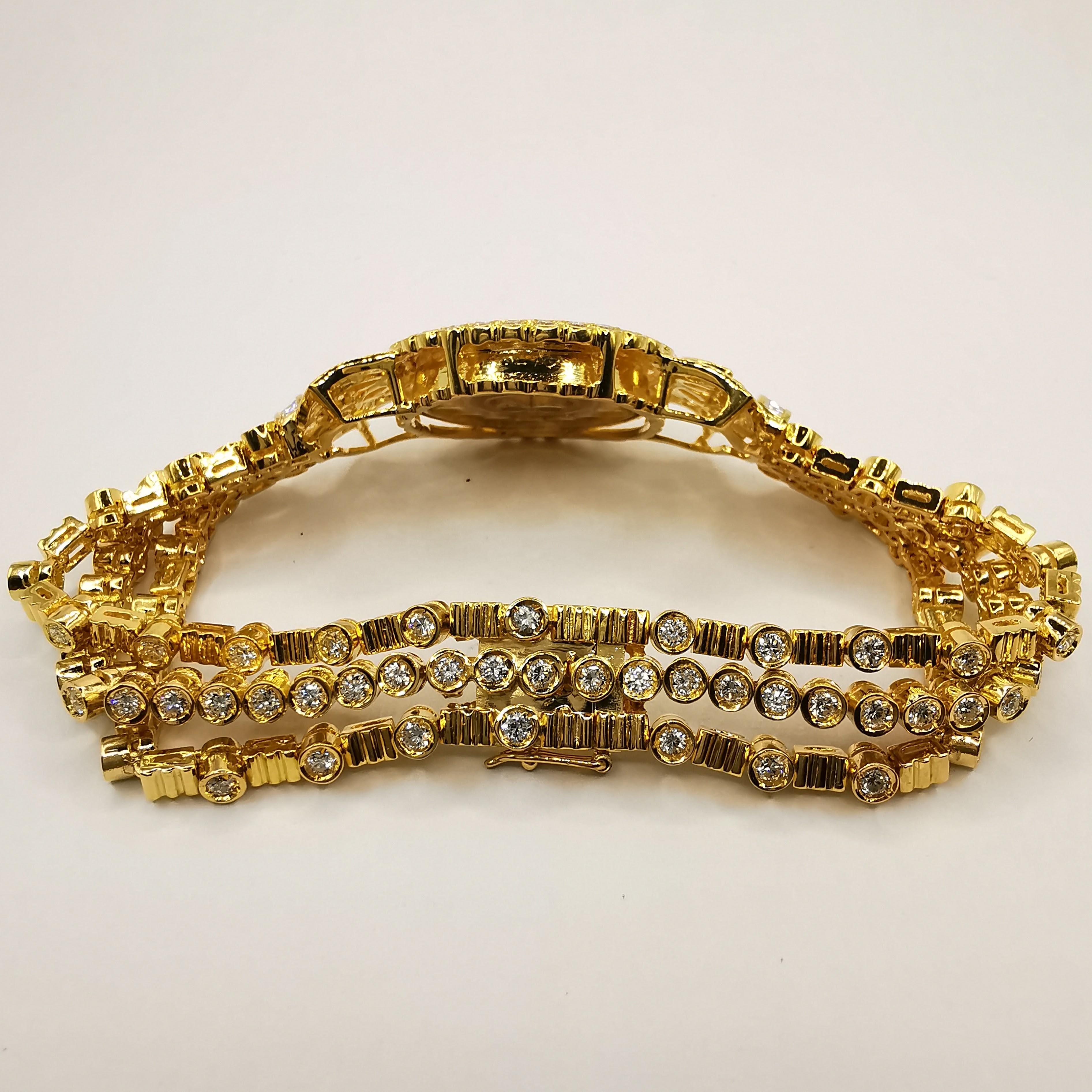 5.42 Carat Happy Diamond Bracelet in 18k Yellow Gold For Sale 1