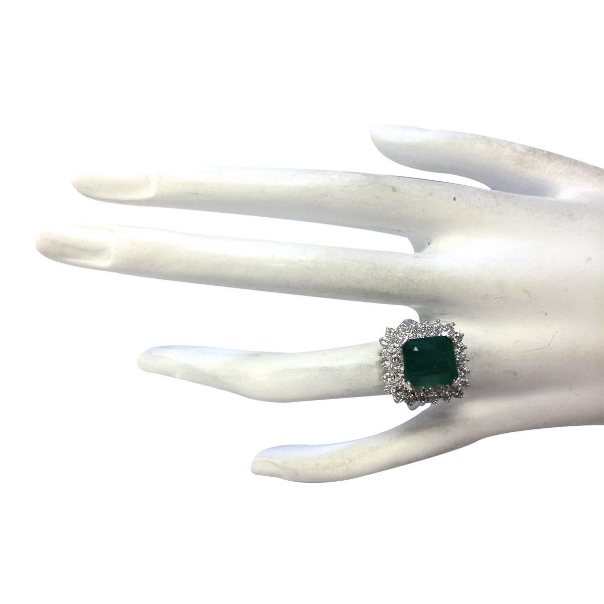 5.42 Carat Natural Emerald 14 Karat White Gold Diamond Ring In New Condition For Sale In Manhattan Beach, CA