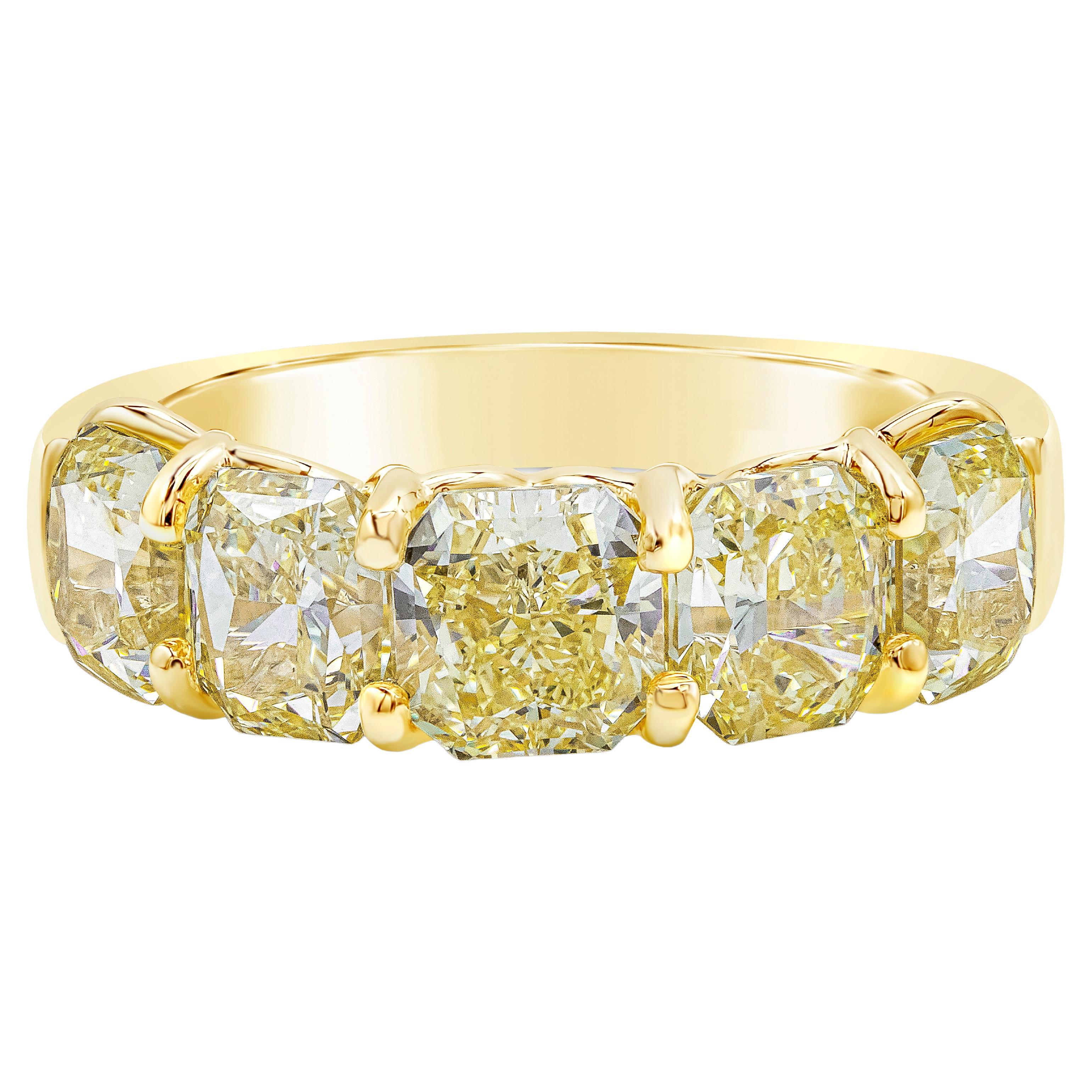 Roman Malakov 5.42 Carats Total Fancy Yellow Diamond Five-Stone Wedding Band  For Sale