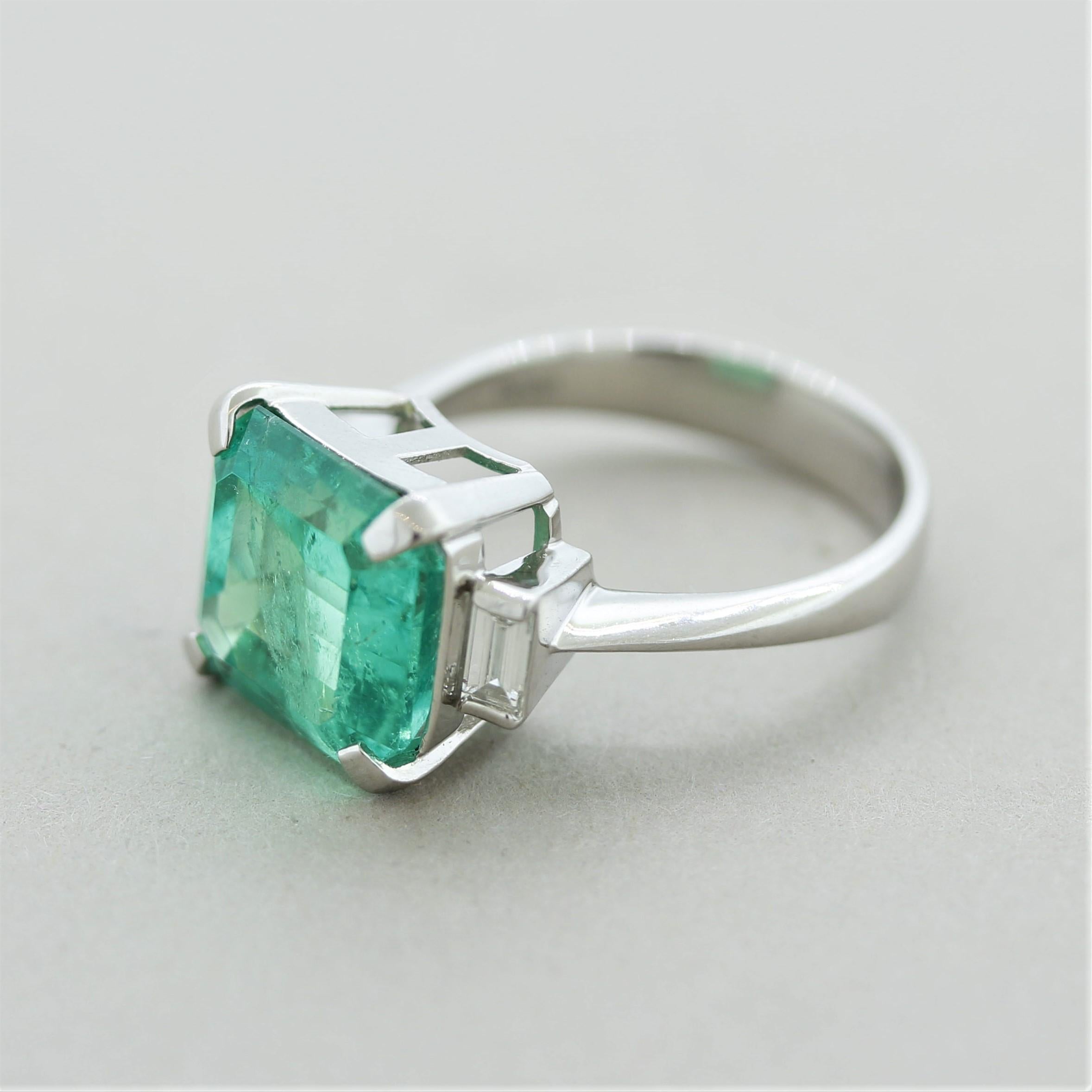 Emerald Cut 5.43 Carat Colombian Emerald Diamond Platinum Ring, GIA Certified For Sale