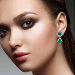5.43 Carat Diamond Emerald 14 Karat White Gold Flower Earrings