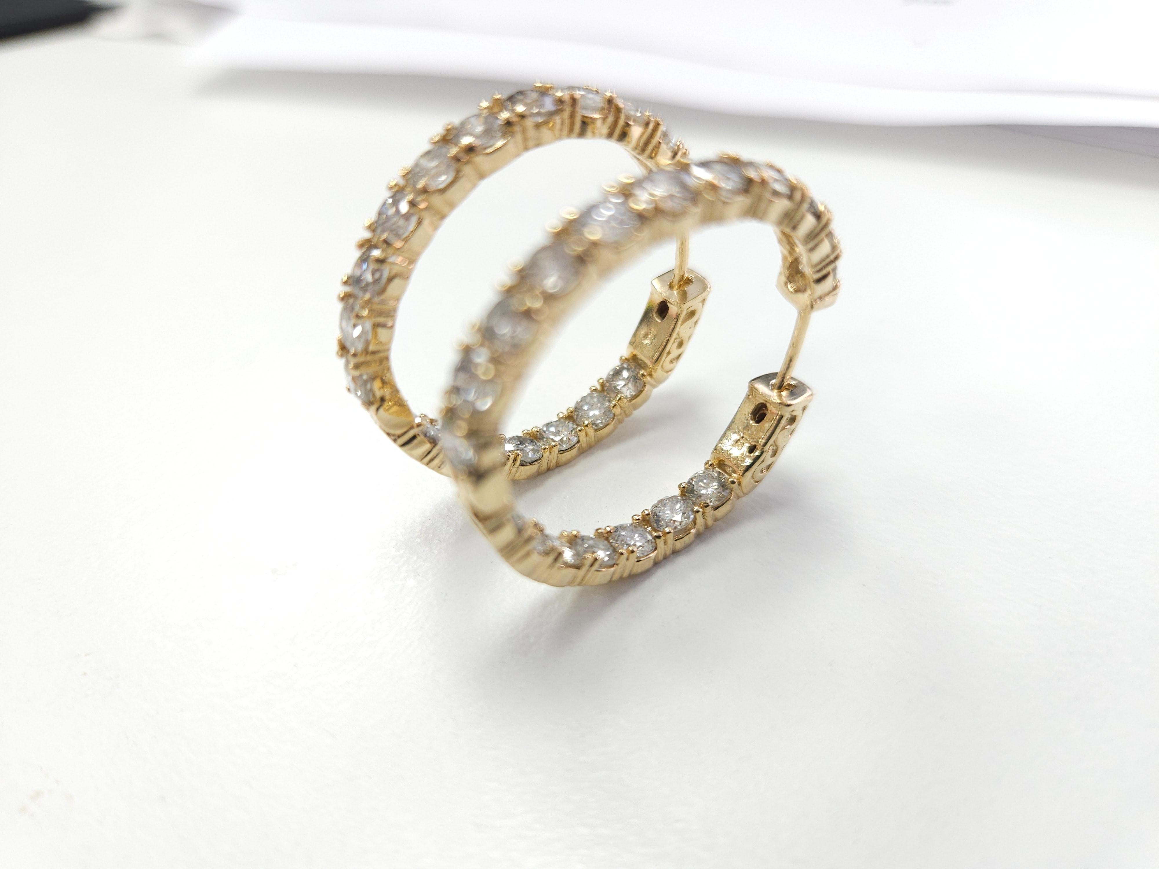 5.43 Carat Diamond Huggie Hoops Earrings 14 Karat Yellow Gold In New Condition For Sale In Great Neck, NY