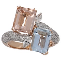 Anillo de Morganita y Aguamarina de 5,43 Quilates Totales con Diamantes en Oro de 14 Kilates