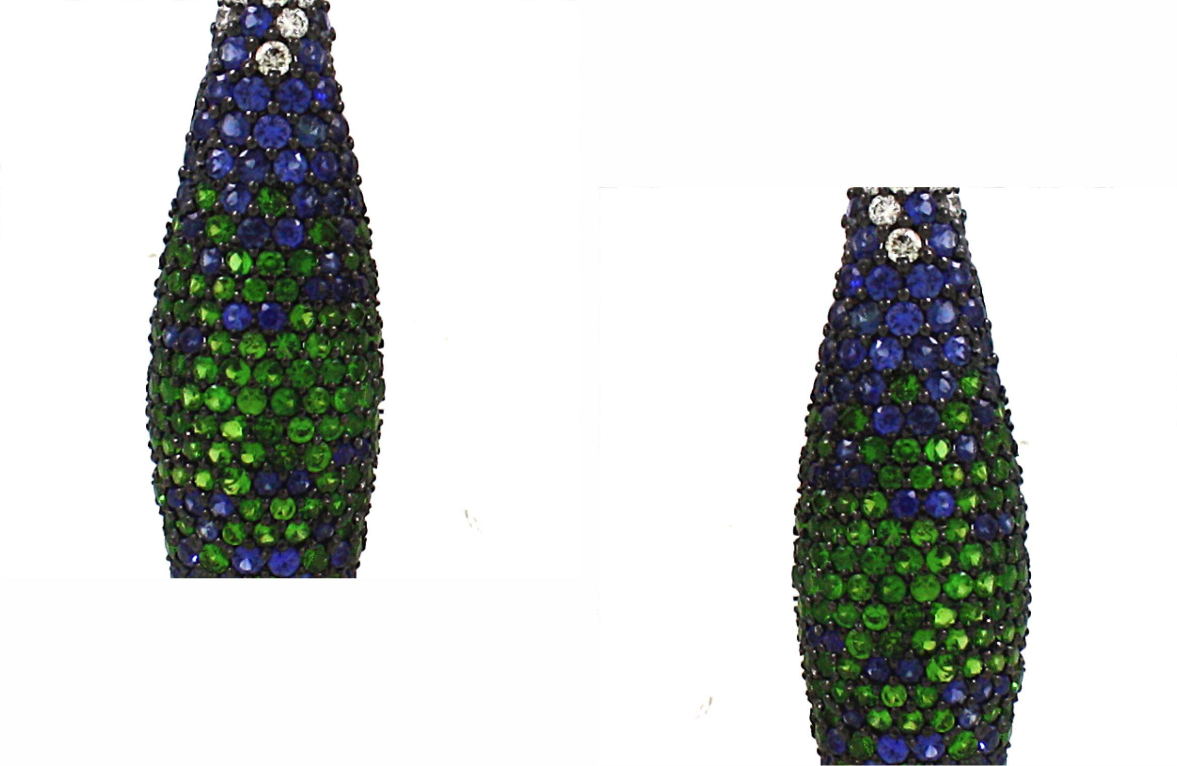 Modern 5.43 Carats of Sapphire and Tsavorite Earrings For Sale