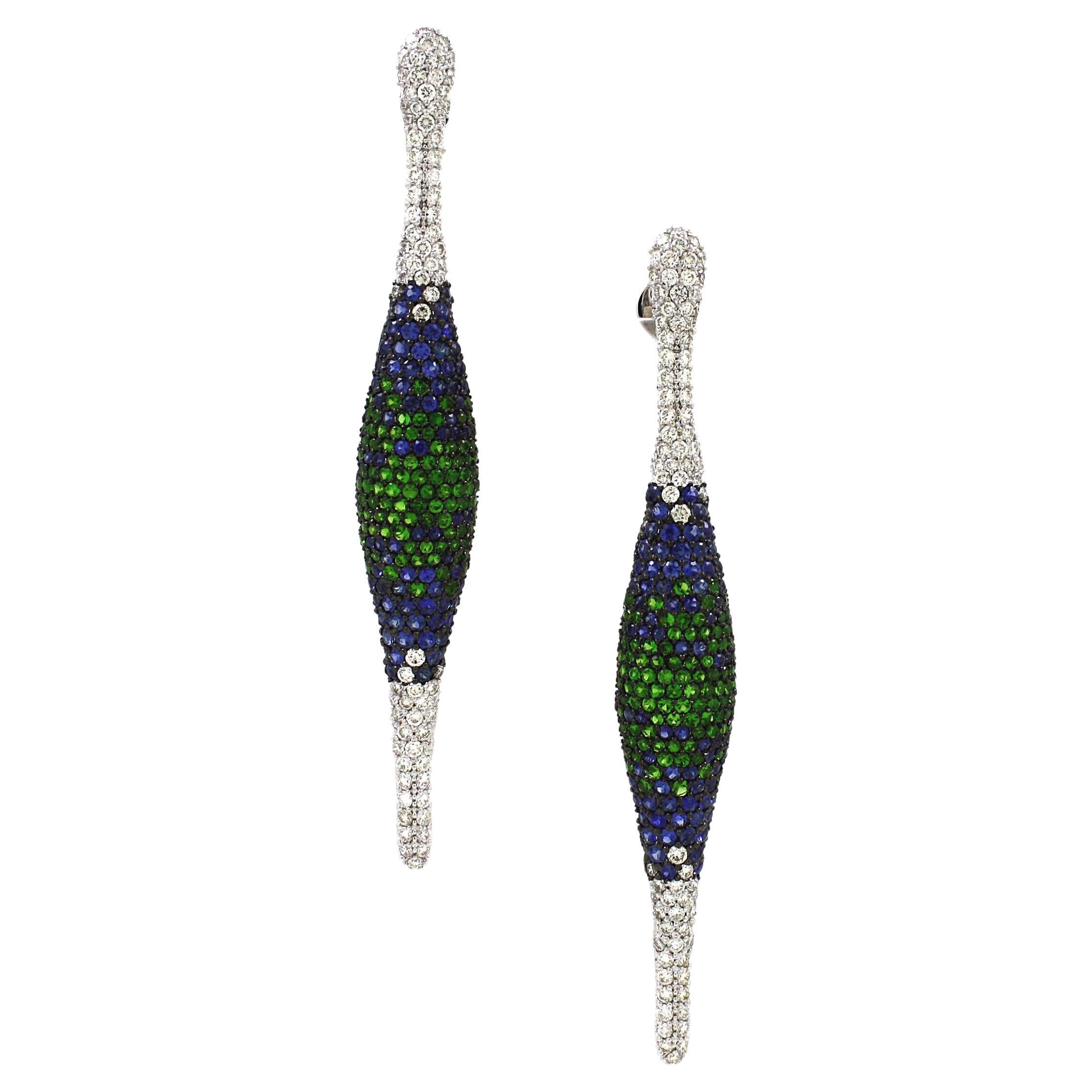 5.43 Carats of Sapphire and Tsavorite Earrings For Sale