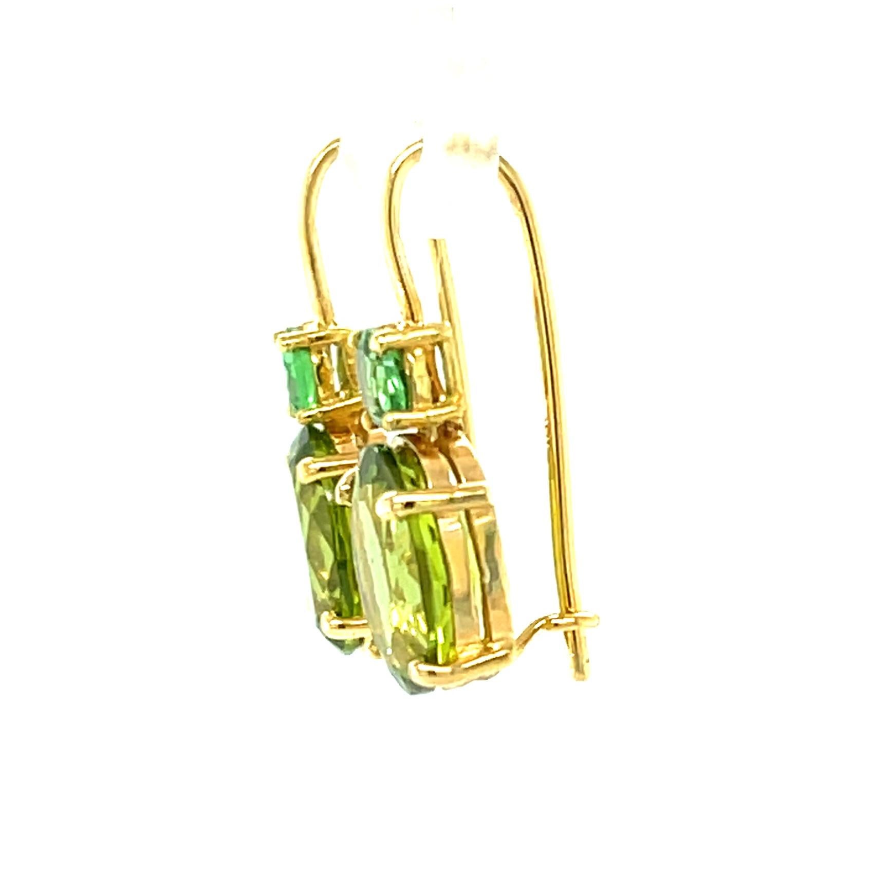 5.43 ct. Peridot, Tsavorite 18k Yellow Gold French Wire Lever Back Drop Earrings In New Condition In Los Angeles, CA