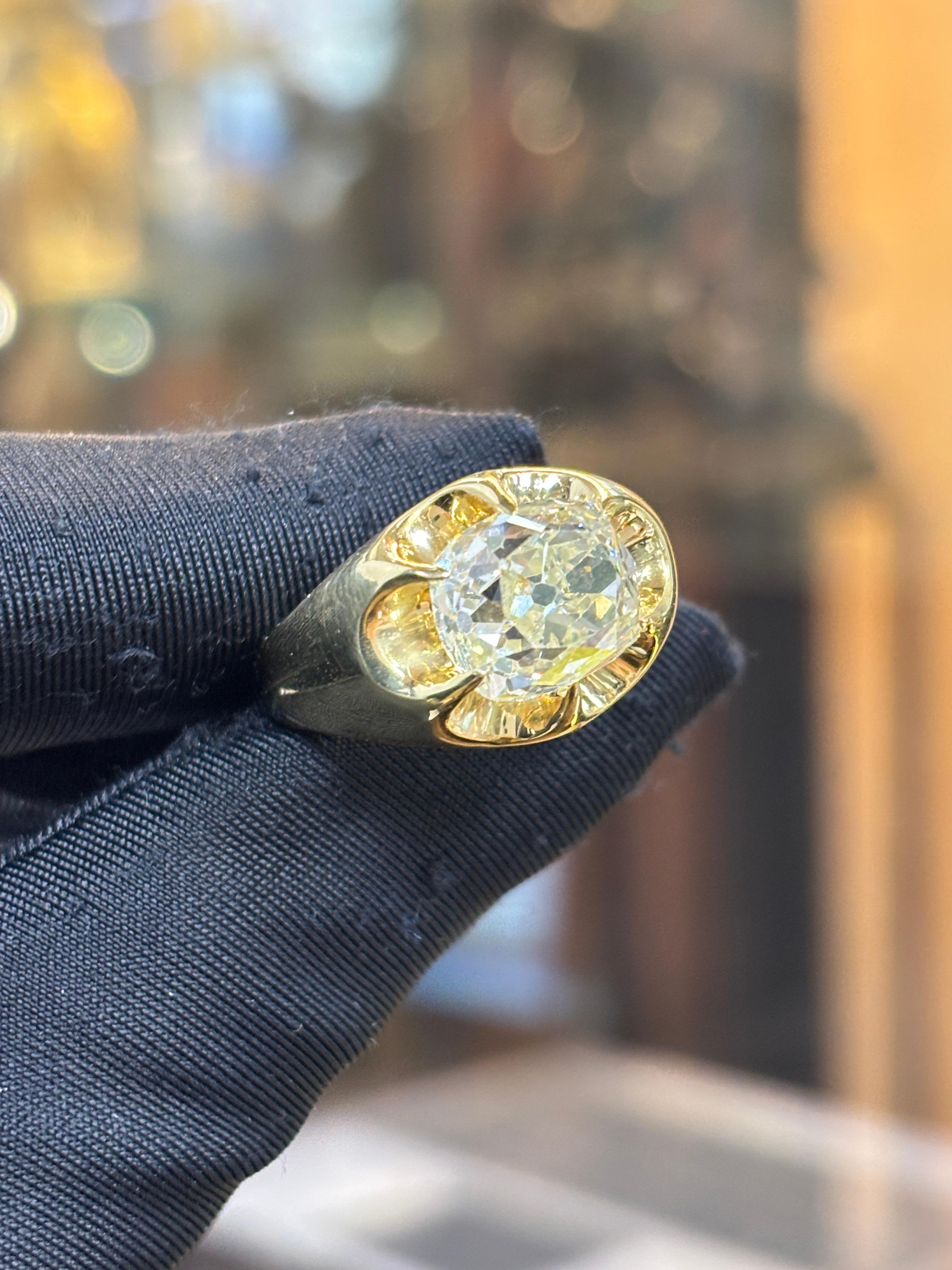 Women's or Men's 5.44 Carat Old Mine Cut Diamond Ring For Sale
