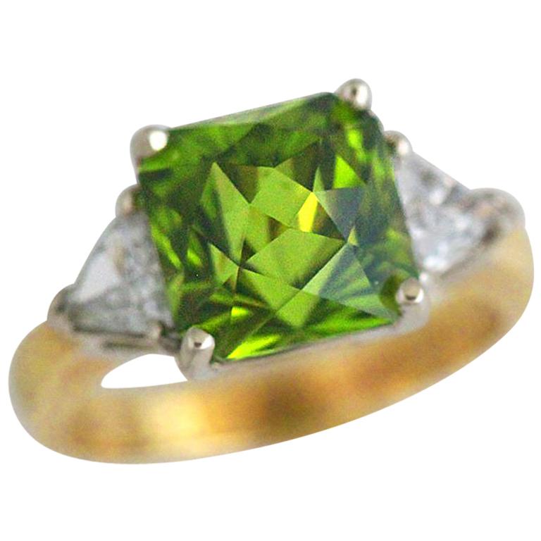 5,44 Karat Peridot, 0,69 Karat DIA, 18 Karat Ring, 1990er Ben Dannie Design