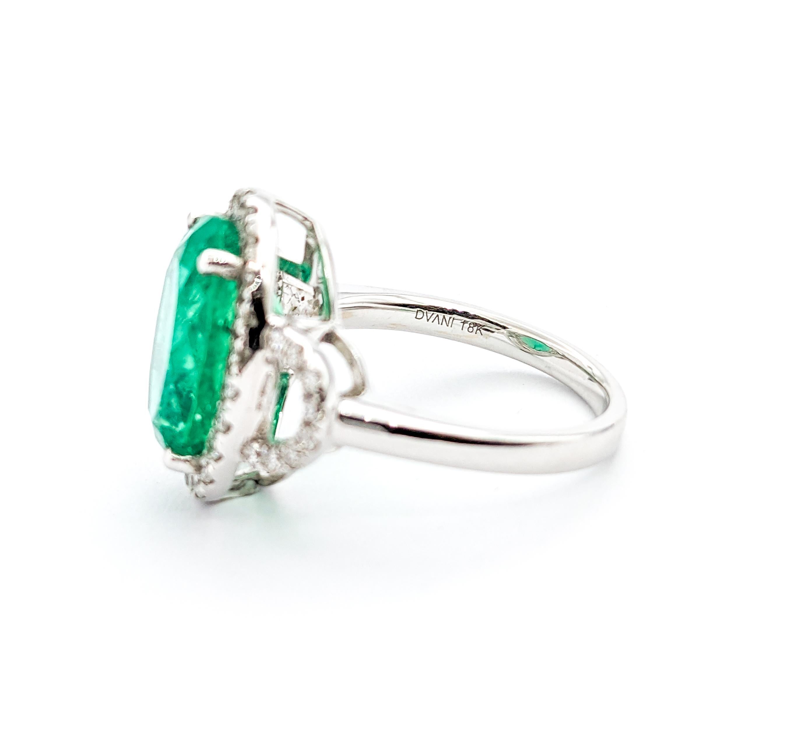 5.44ct Emerald & .59ctw Diamonds Ring In White Gold For Sale 4