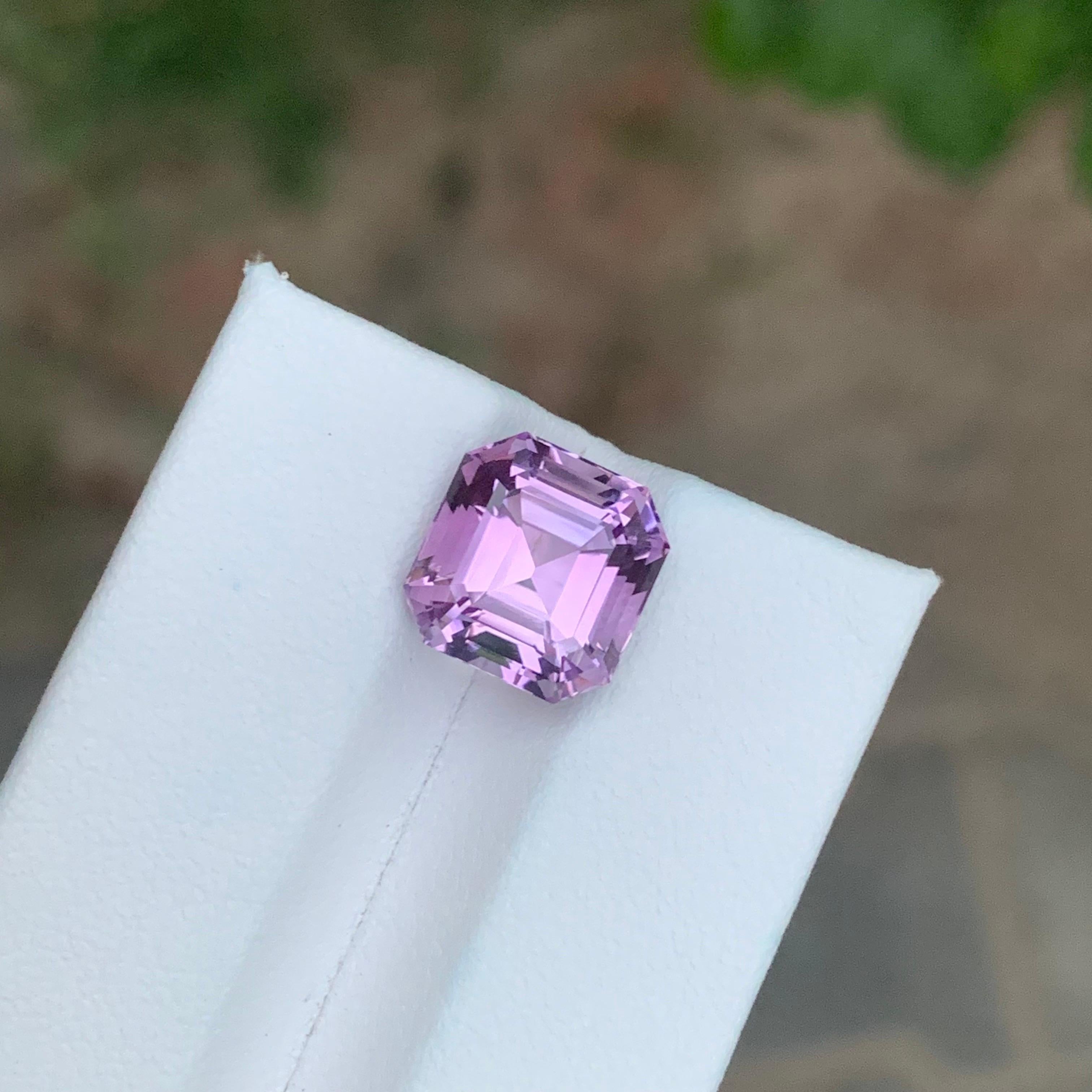 Octagon Cut 5.45 Carat Natural Loose Amethyst Octagon Shape Gemstone For Sale