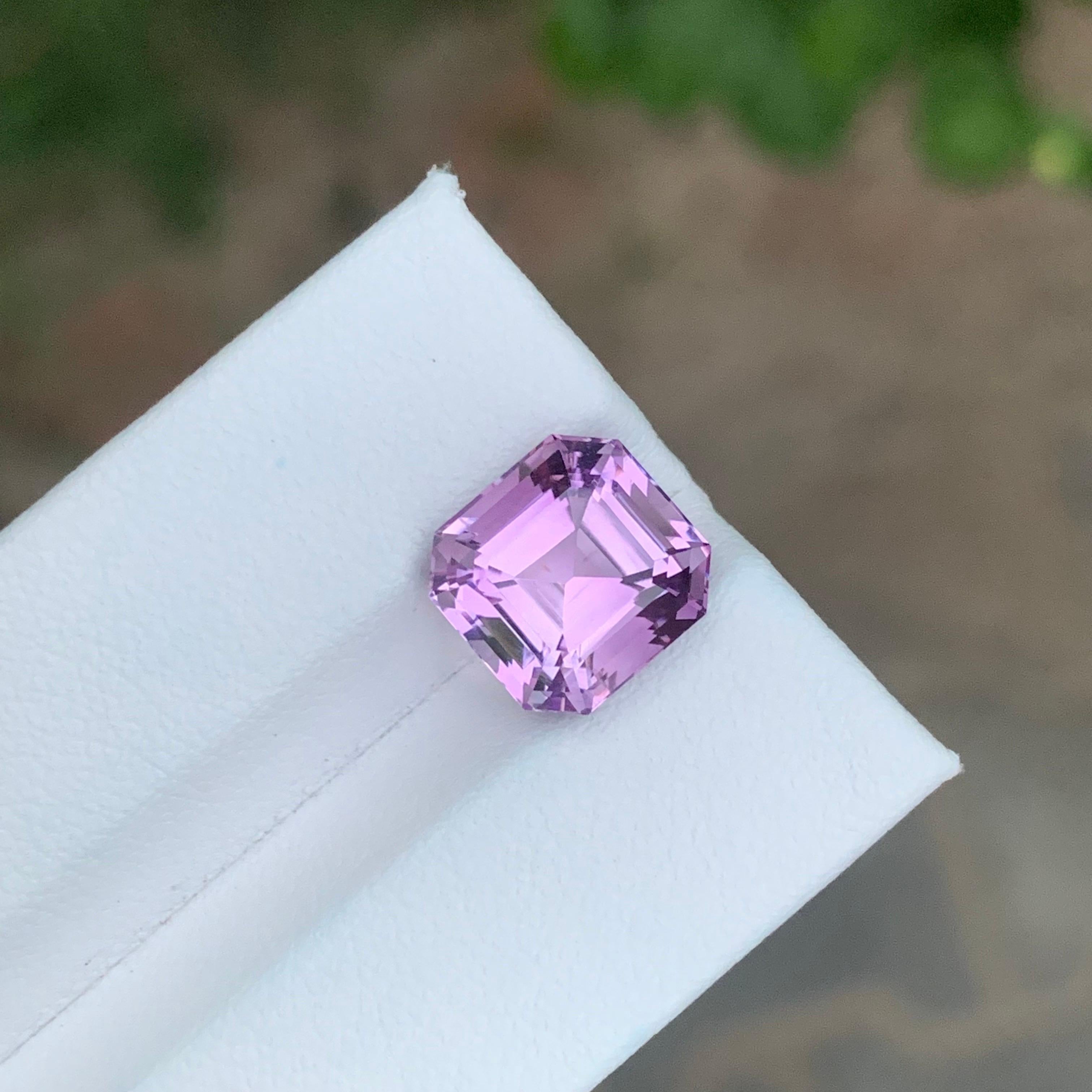 5.45 Carat Natural Loose Amethyst Octagon Shape Gemstone In New Condition For Sale In Peshawar, PK