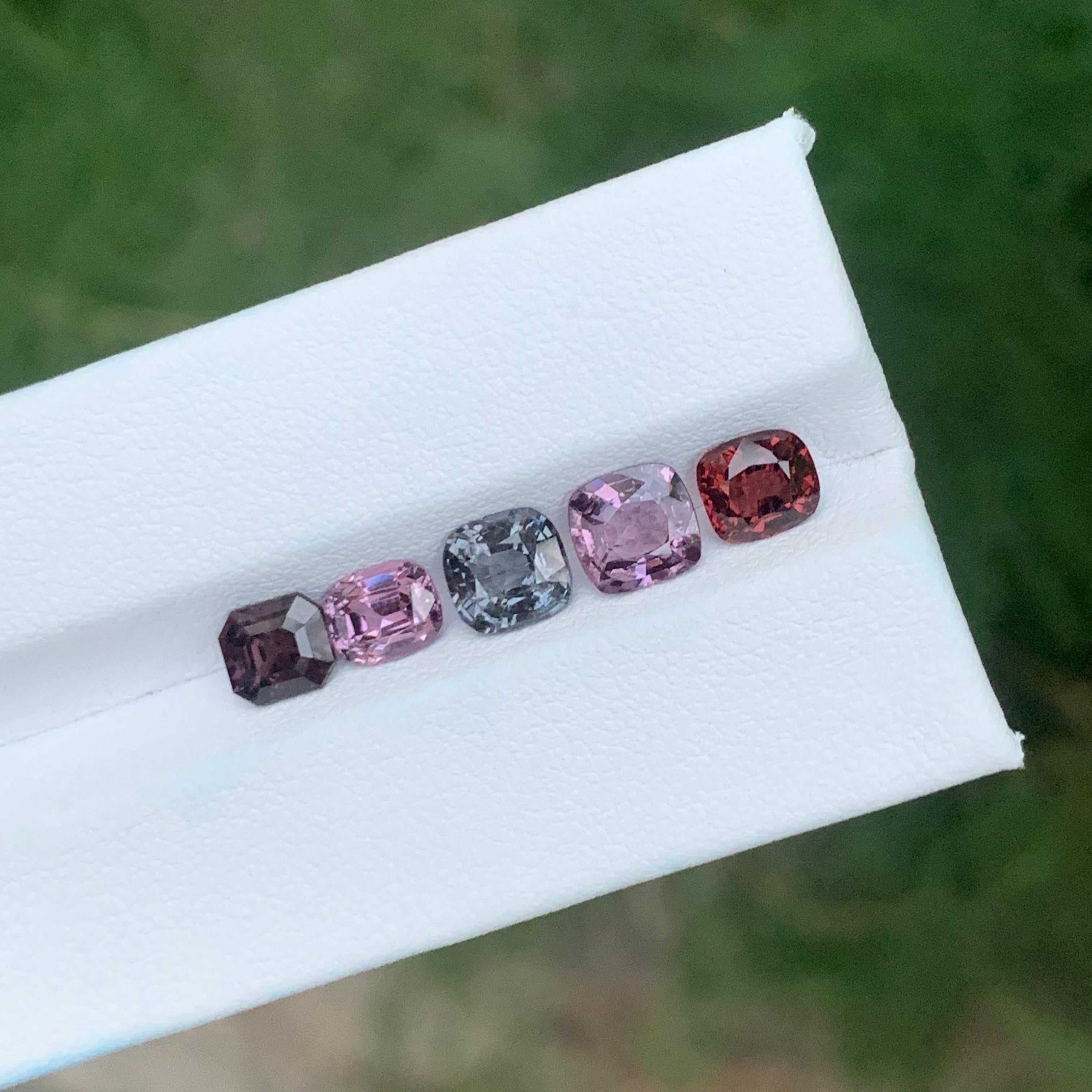 5.45 Karat natürliches loses Spinellgefäß für die Schmuckherstellung für Damen oder Herren im Angebot