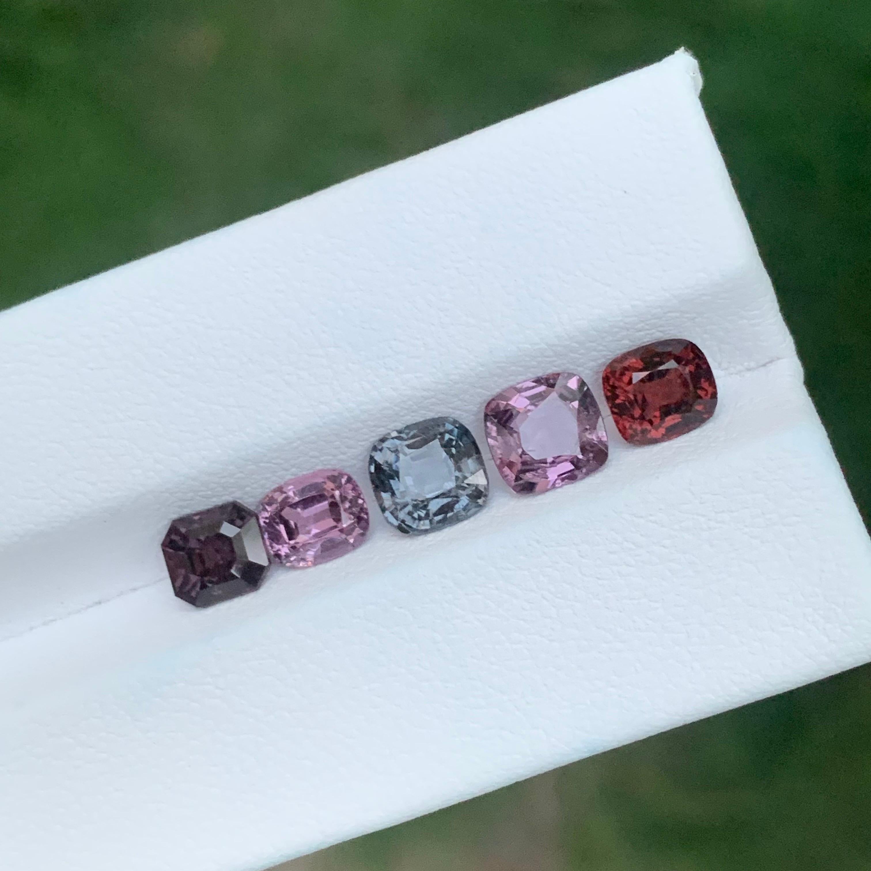 5.45 Karat natürliches loses Spinellgefäß für die Schmuckherstellung im Angebot 1