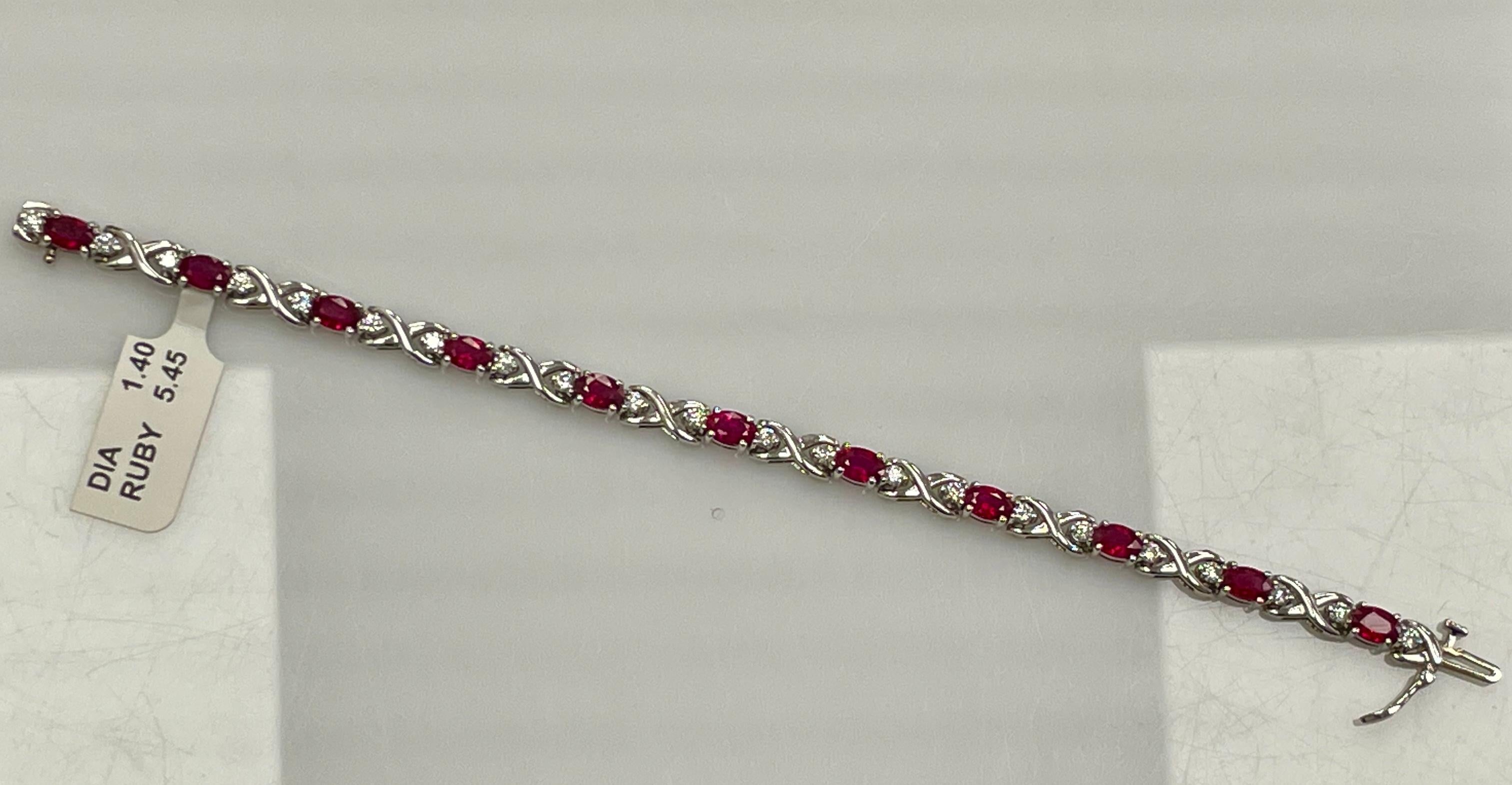 5.45ct Carat Ruby & Diamond 14K White Gold Bracelet In New Condition For Sale In New York, NY
