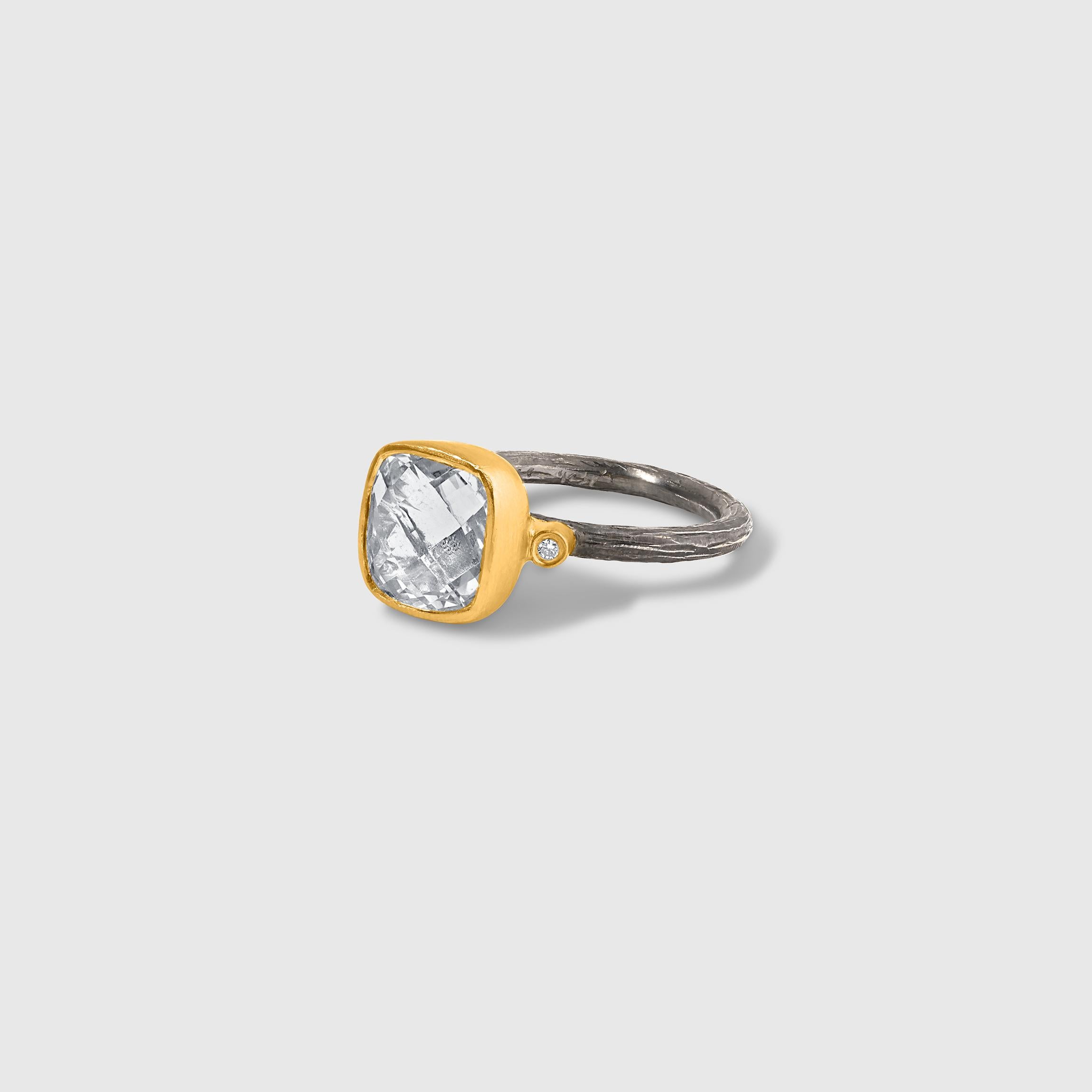 Checkerboard Cut Quartz, Diamonds in 24kt Gold and Silver Ring by Kurtulan Jewellery of Istanbul, Turkey

Ring details: Size 6 is in stock. 2.13 grams of 24k gold, approx. 2.41 grams of 925 sterling silver, 5.45ct Checkerboard Cut Quartz, Diamonds: