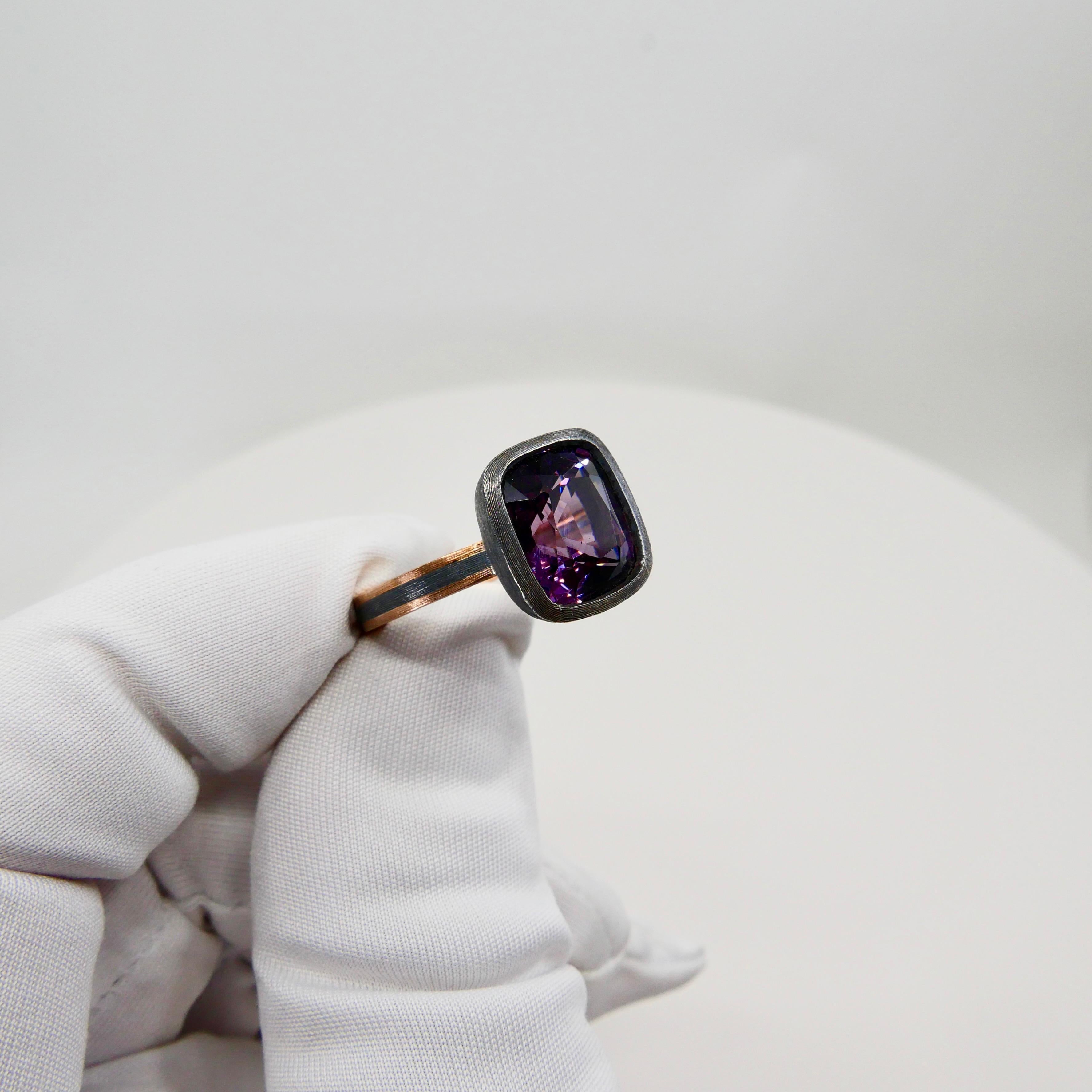 5.46 Carat Purple Spinel Ring Set in Combination of 18k Gold & 925 Silver For Sale 1