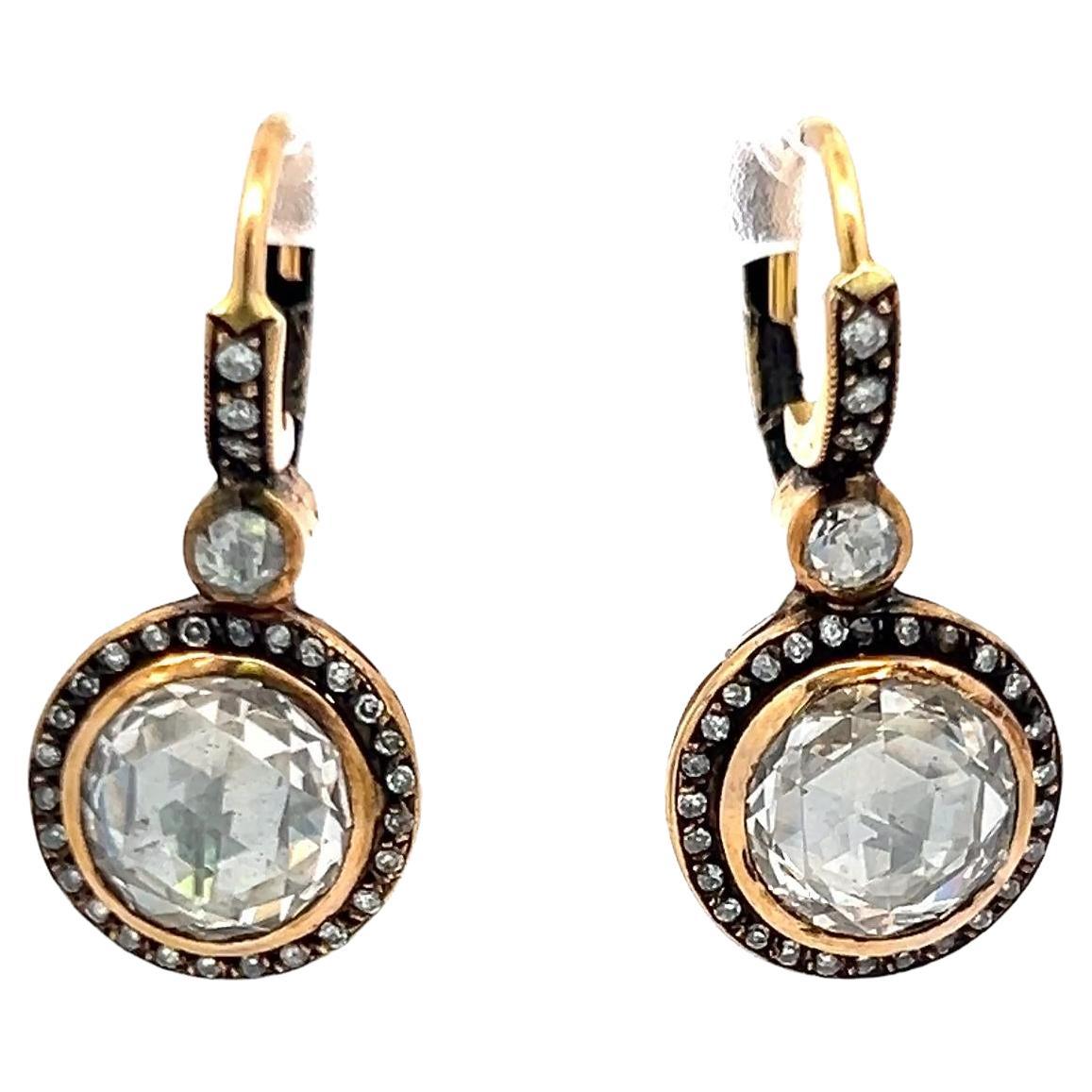 Boucles d'oreilles à clip en or jaune 18K de 5,46 carats de diamants ronds et taillés en rose