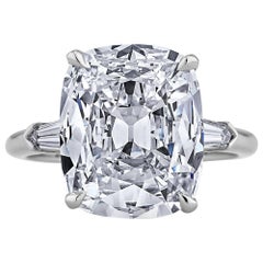 Bague de fiançailles en platine avec diamant brillant coussin de 5,47 carats