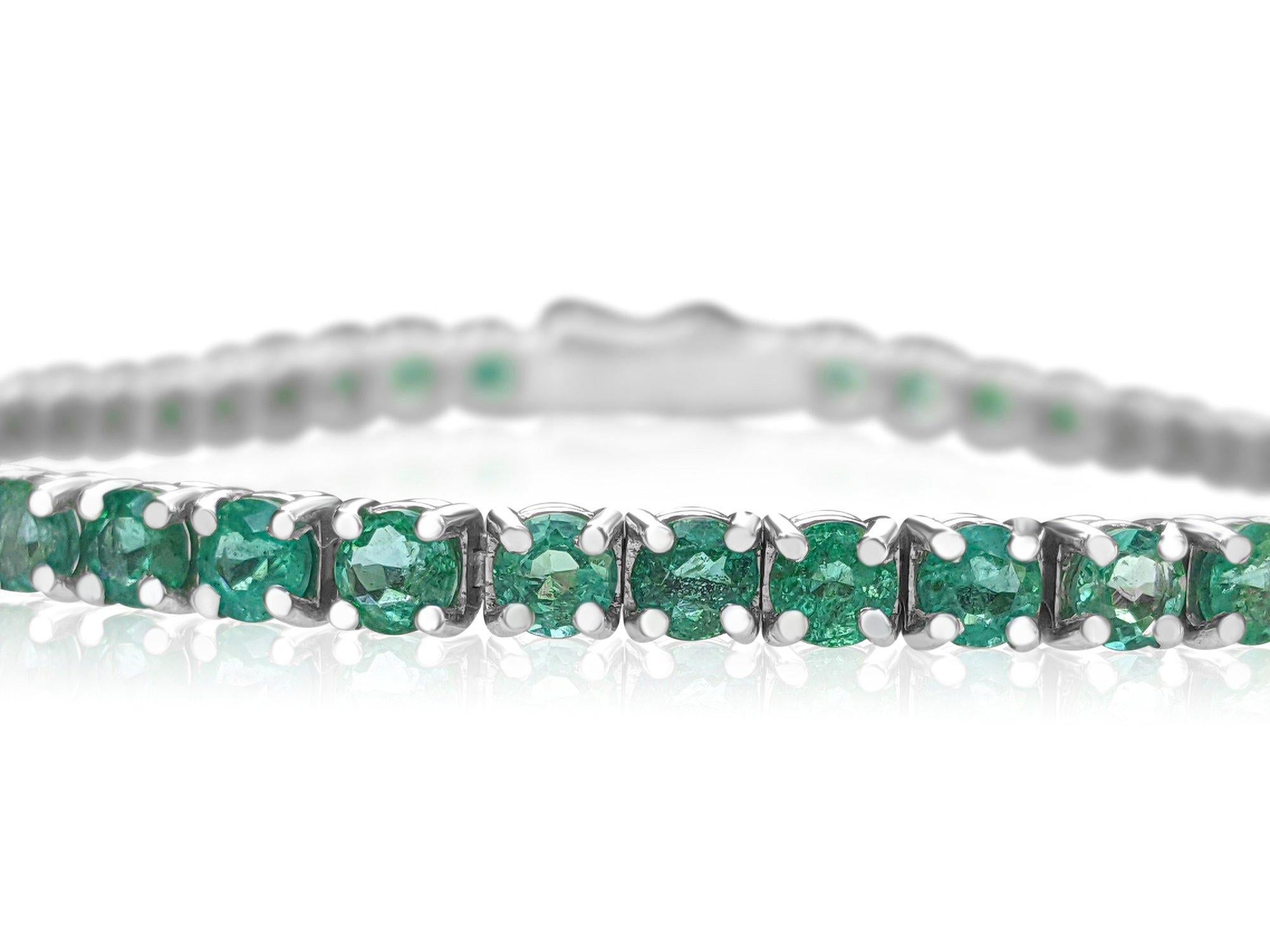 NO RESERVE - 5.47 Carat Natural Emerald Riviera 14 Karat White Gold Bracelet 1