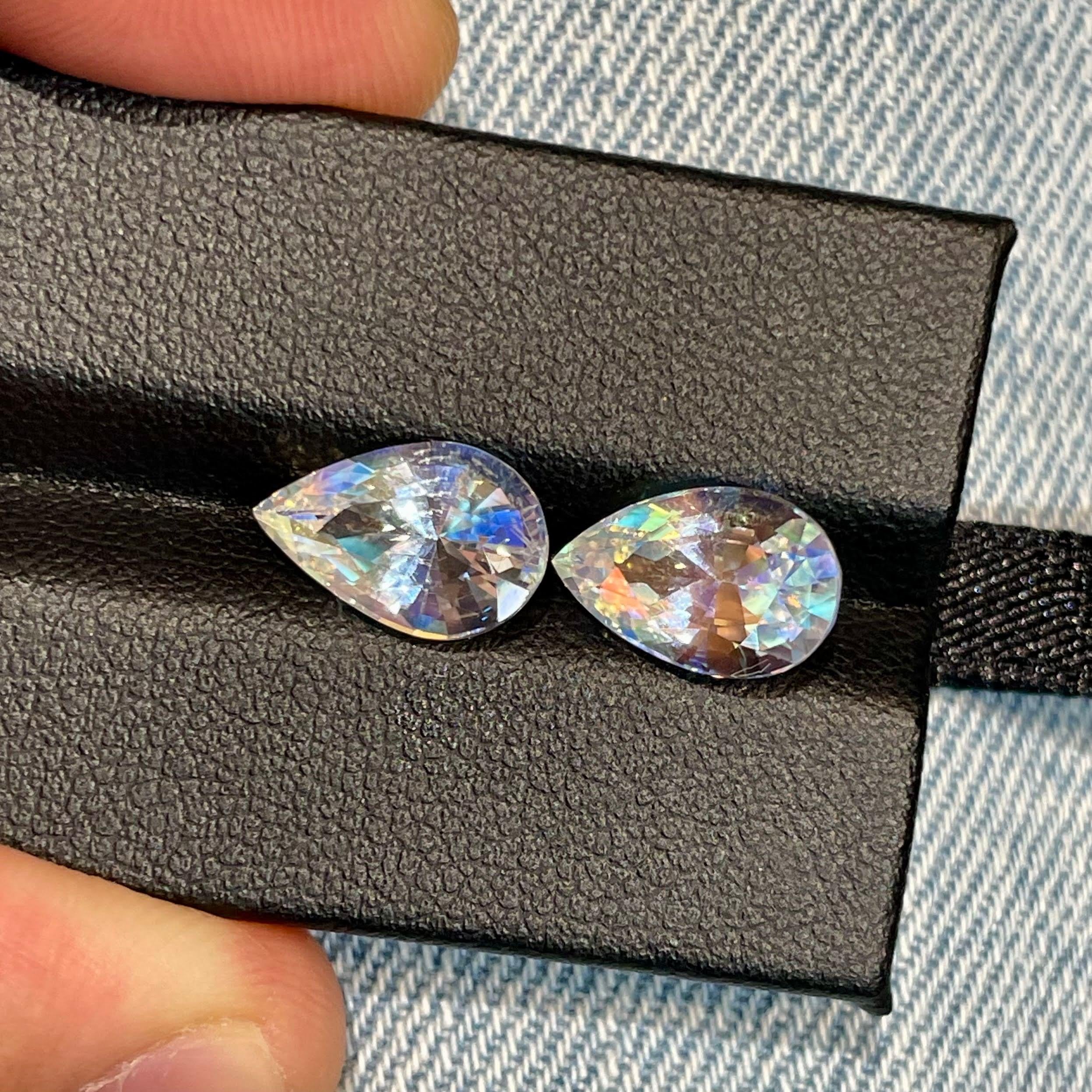 5,47 quilates Pareja Piedra Lunar Corte Facetado Pera Piedra Preciosa Natural de Sri Lanka en venta 2