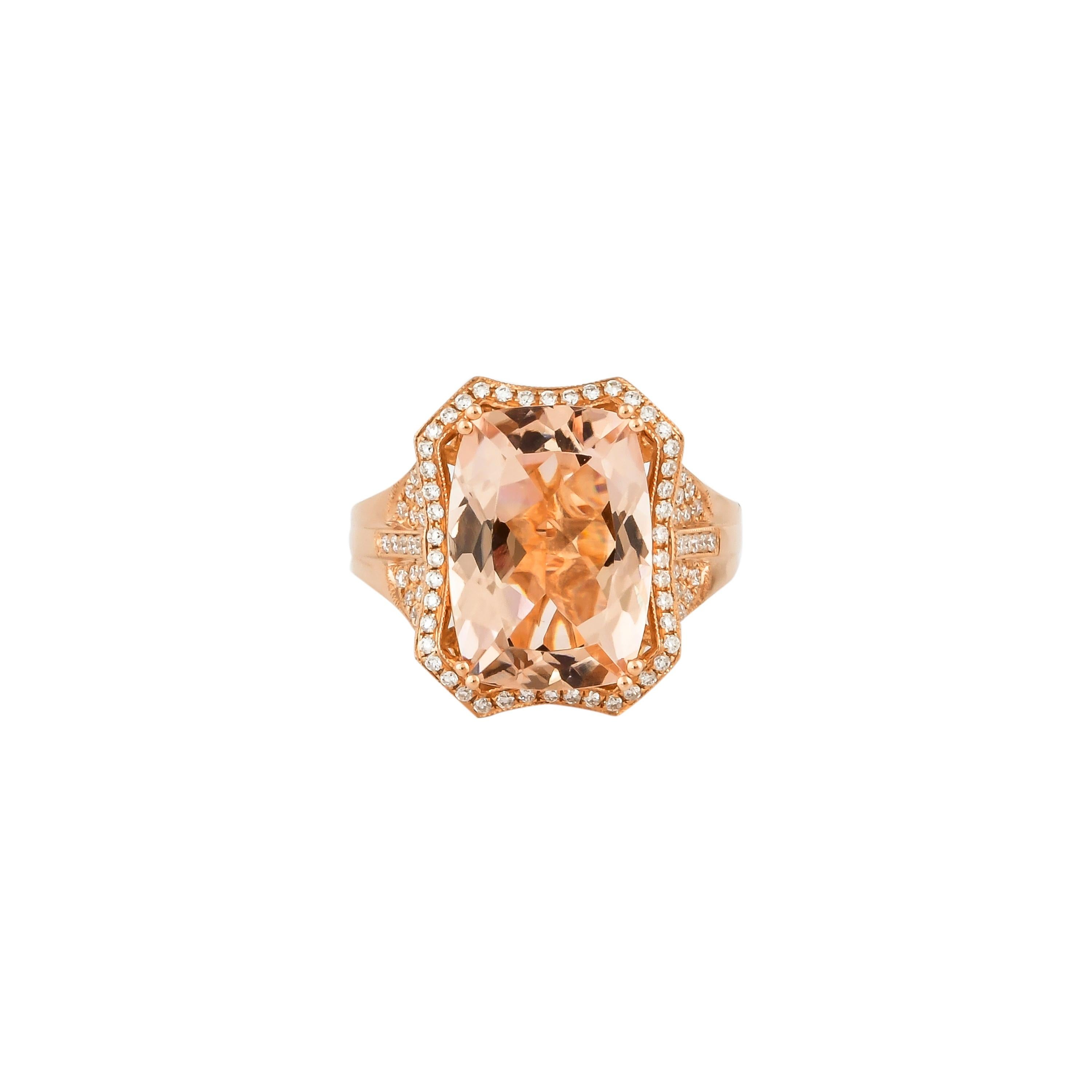 5,4 Karat Morganit-Ring aus 18 Karat Roségold mit Diamant (Kissenschliff) im Angebot