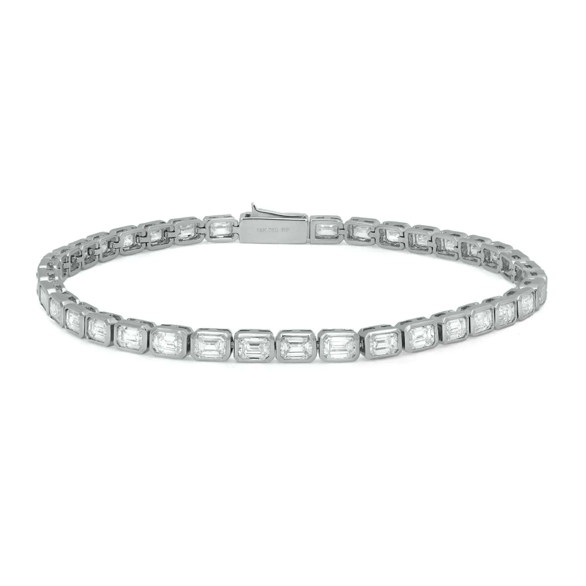 5.48 Carat Emerald Cut Diamond East-West Bezel Tennis Bracelet 18K White Gold  In New Condition For Sale In New York, NY
