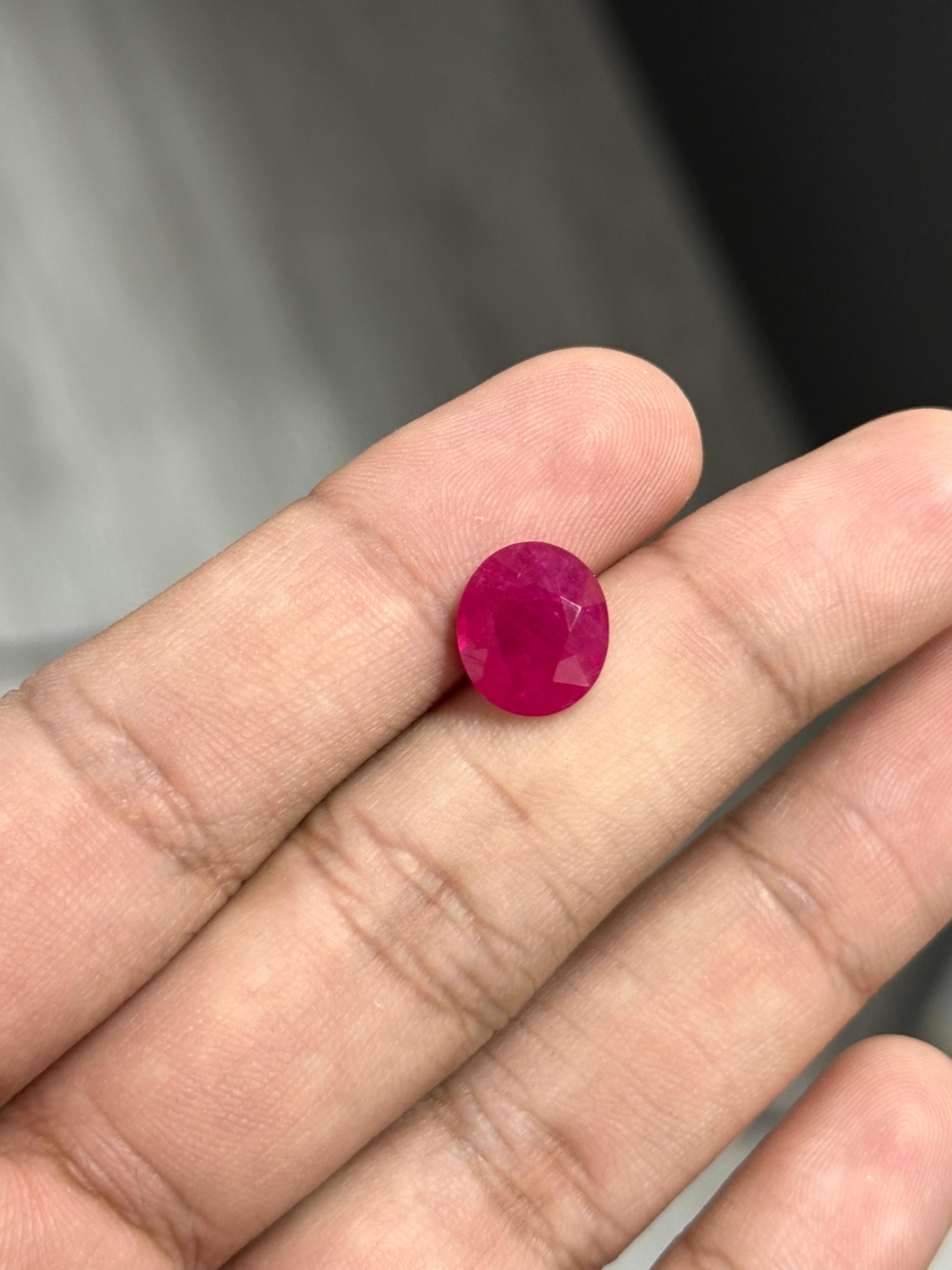 A gorgeous 5.48 Carat Ruby gemstone. It is completely natural and of good quality. The ruby has an oval shape and its color is a deep, pigeon blood red hue that is absolutely stunning. This Ruby gemstone originates from Burma and has only undergone