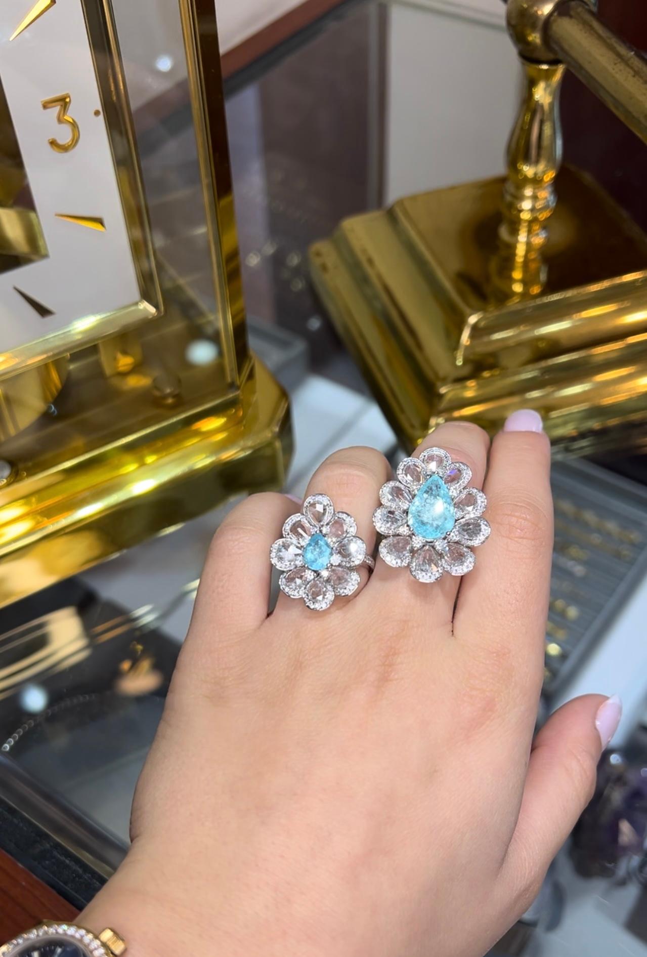 Bague cocktail avec tourmaline Paraiba en forme de poire de 5,48 carats et diamant rond de taille rose en vente 3