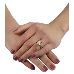 5.48 Carat Round Brilliant Diamond Ring Fancy Yellow 14K Yellow Gold