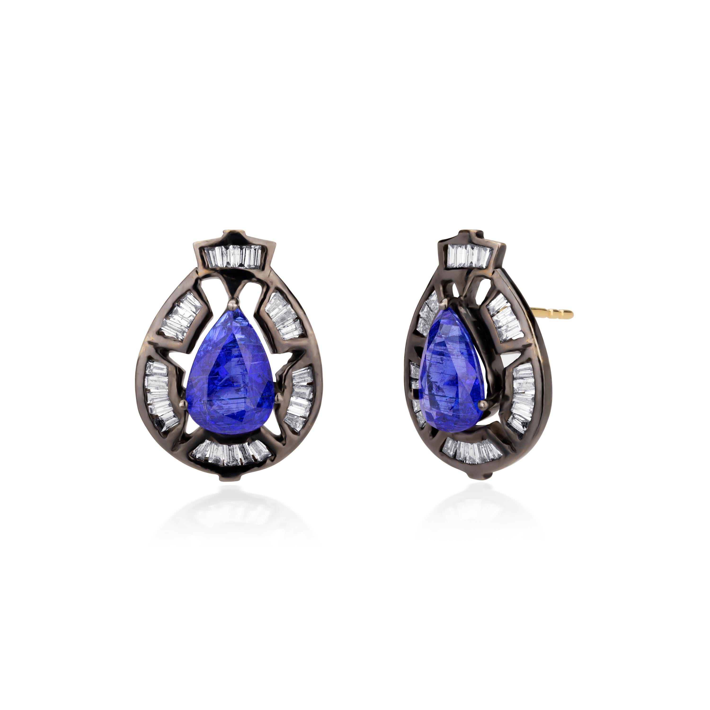  5.48cttw Victorian Tanzanite and Diamond Victorian Stud Earrings in 18k Gold In New Condition In New York, NY