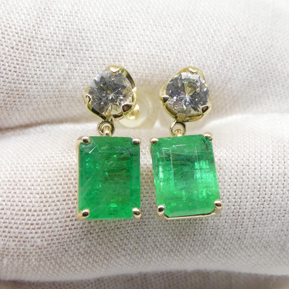 Women's or Men's 5.48ct Emerald & White Sapphire Earrings Set in 14k Yellow Gold For Sale