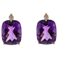 5.49 carat Cushion-cut Amethyst Diamond accents 14K Yellow Gold Stud Earring.