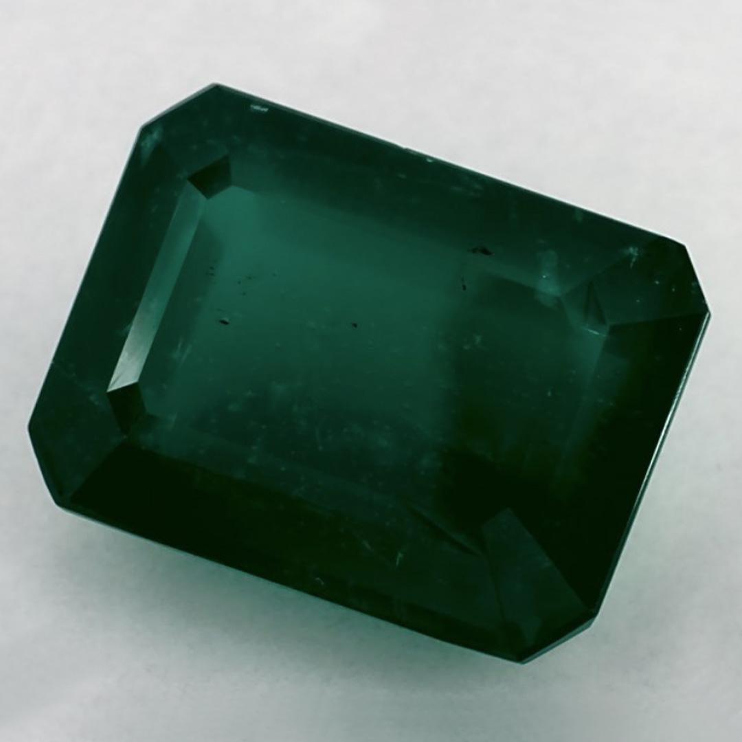 Con un vibrante tono verde, la piedra de nacimiento de mayo es un símbolo del renovado crecimiento primaveral. 

Explora la vibrante colección de esmeraldas, rubíes y zafiros de nuestra tienda, disponibles como gemas sueltas y combinadas con nuestra