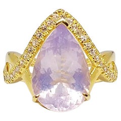 5.49 cts Lavender Quartz. Sterlings silver on 18K gold Plated.